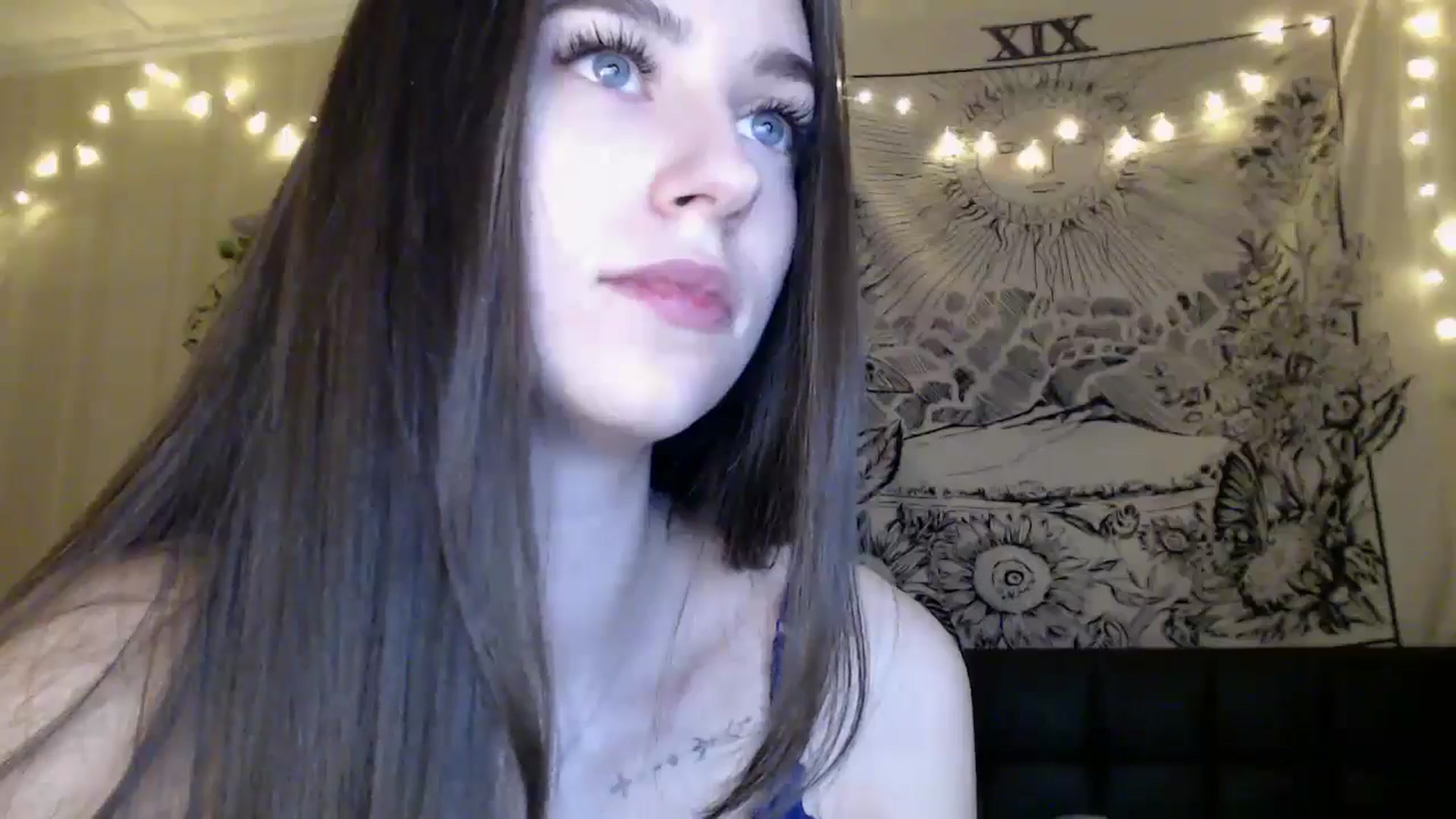 Gallery image thumbnail from ElsieF_'s myfreecams stream on, 02/09/2025, 19:15 image 3 of 20
