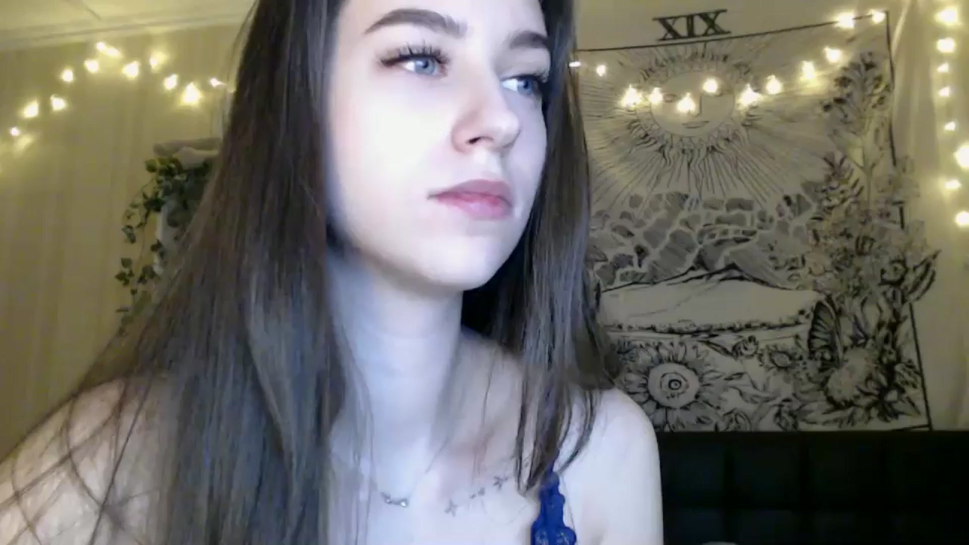 Gallery image thumbnail from ElsieF_'s myfreecams stream on, 02/09/2025, 19:15 image 5 of 20