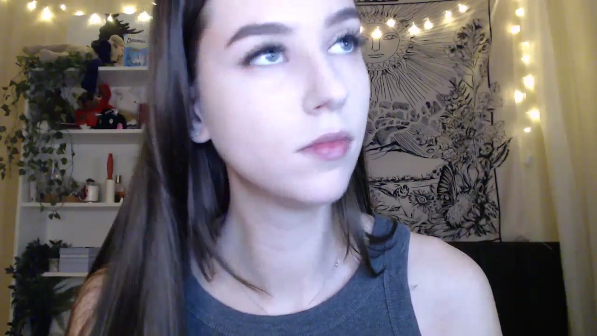 Gallery image thumbnail from ElsieF_'s myfreecams stream on, 02/20/2025, 17:47 image 8 of 20