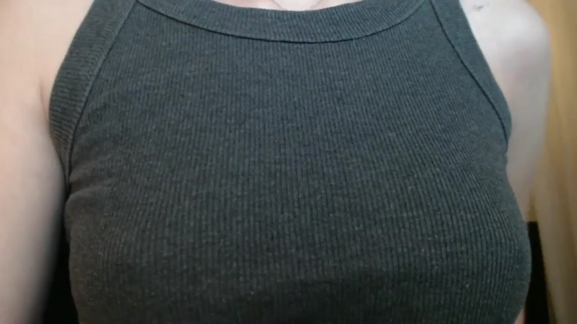Gallery image thumbnail from ElsieF_'s myfreecams stream on, 02/20/2025, 17:47 image 3 of 20