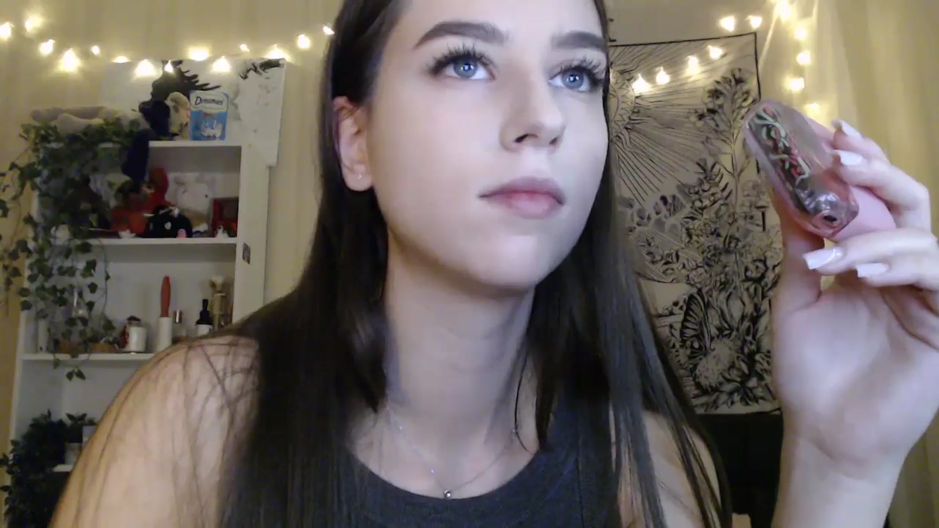 Gallery image thumbnail from ElsieF_'s myfreecams stream on, 02/20/2025, 18:12 image 20 of 20