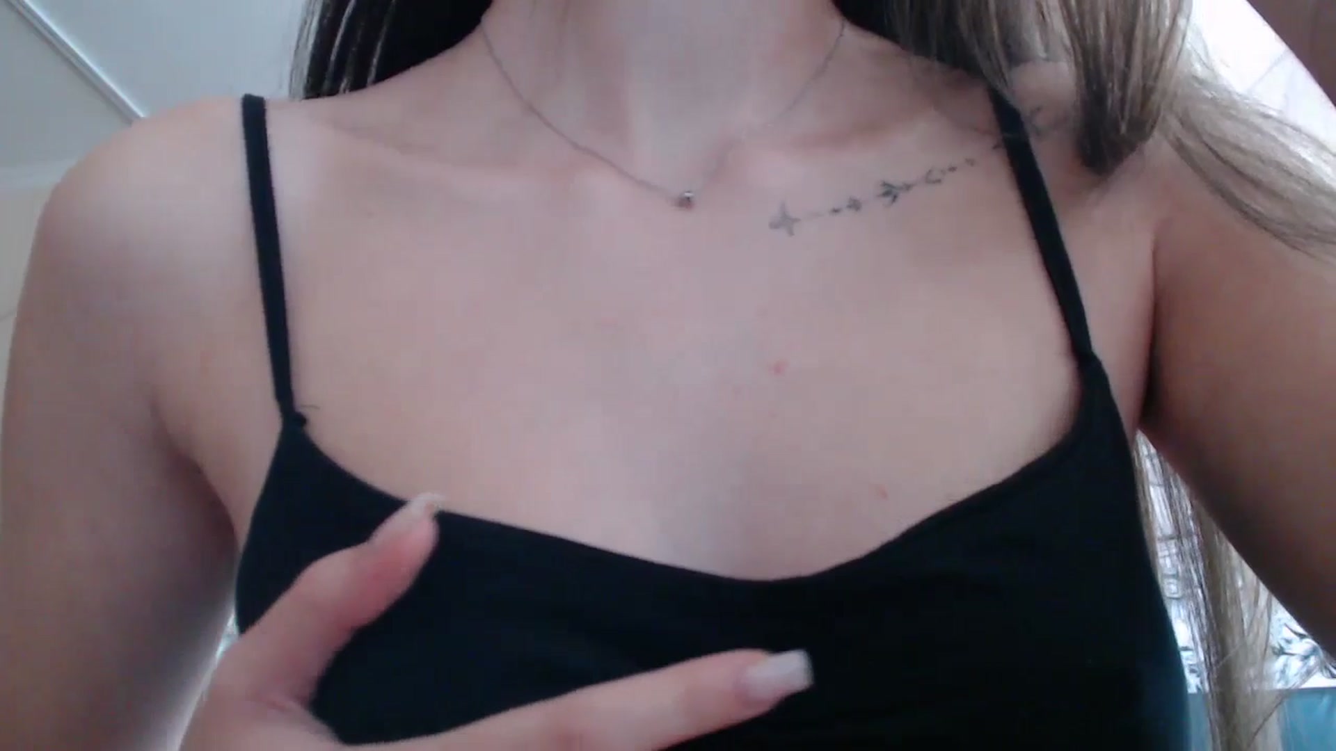 Gallery image thumbnail from ElsieF_'s myfreecams stream on, 02/24/2025, 09:18 image 3 of 20