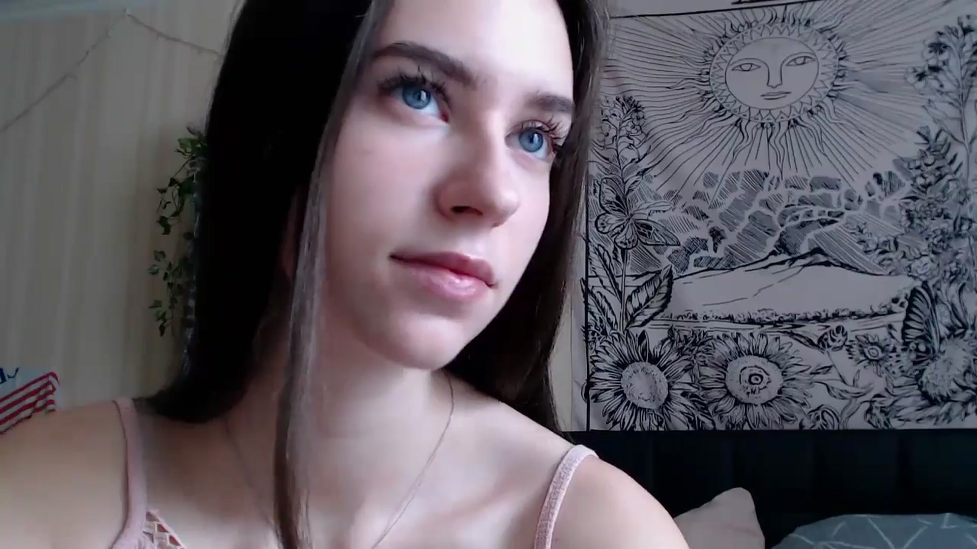 Gallery image thumbnail from ElsieF_'s myfreecams stream on, 02/28/2025, 07:59 image 20 of 20