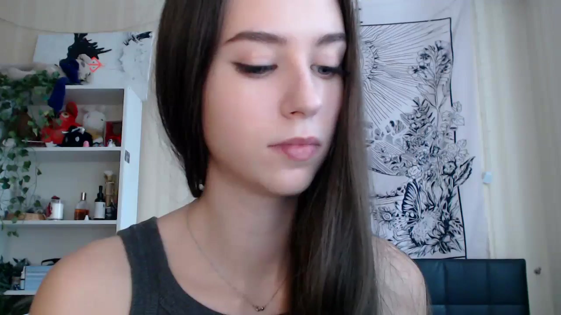 Gallery image thumbnail from ElsieF_'s myfreecams stream on, 03/03/2025, 07:51 image 10 of 20