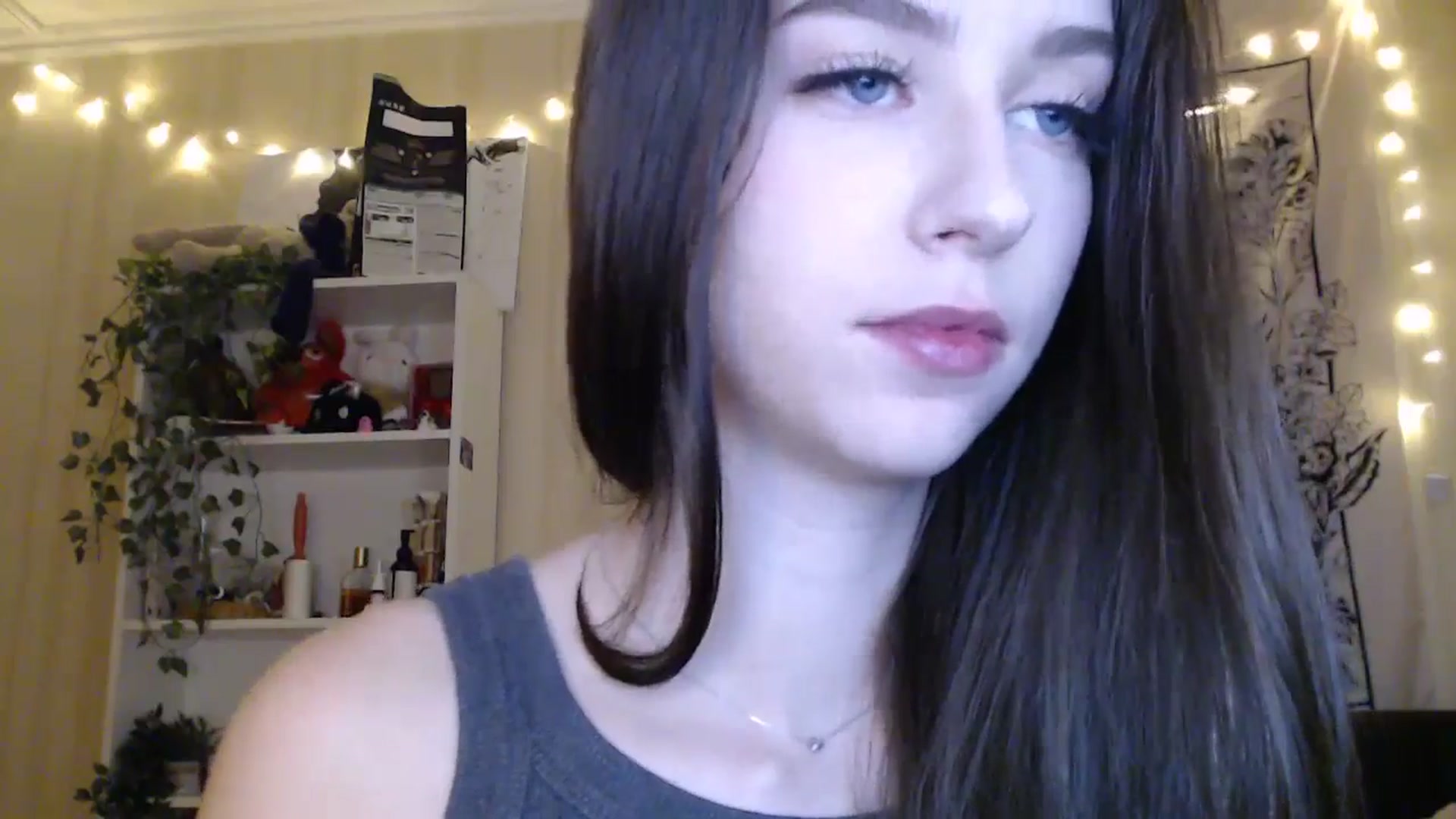 Gallery image thumbnail from ElsieF_'s myfreecams stream on, 03/14/2025, 20:58 image 11 of 20