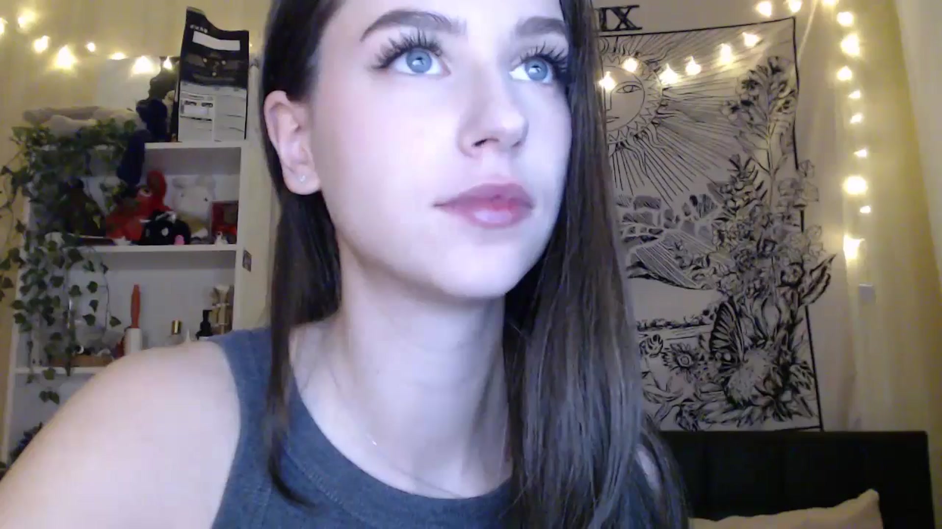 Gallery image thumbnail from ElsieF_'s myfreecams stream on, 03/14/2025, 21:56 image 19 of 20