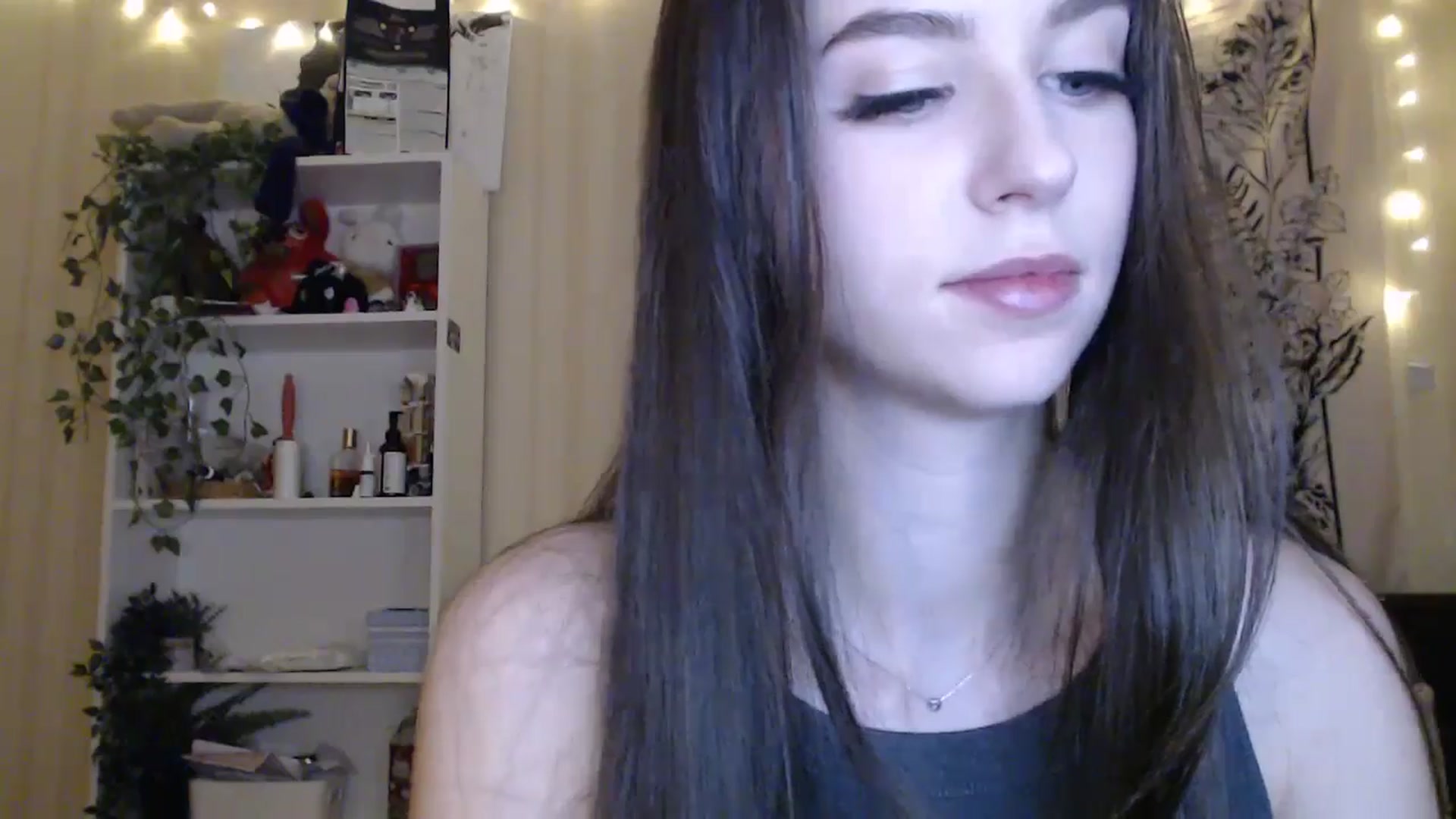Gallery image thumbnail from ElsieF_'s myfreecams stream on, 03/14/2025, 21:56 image 11 of 20