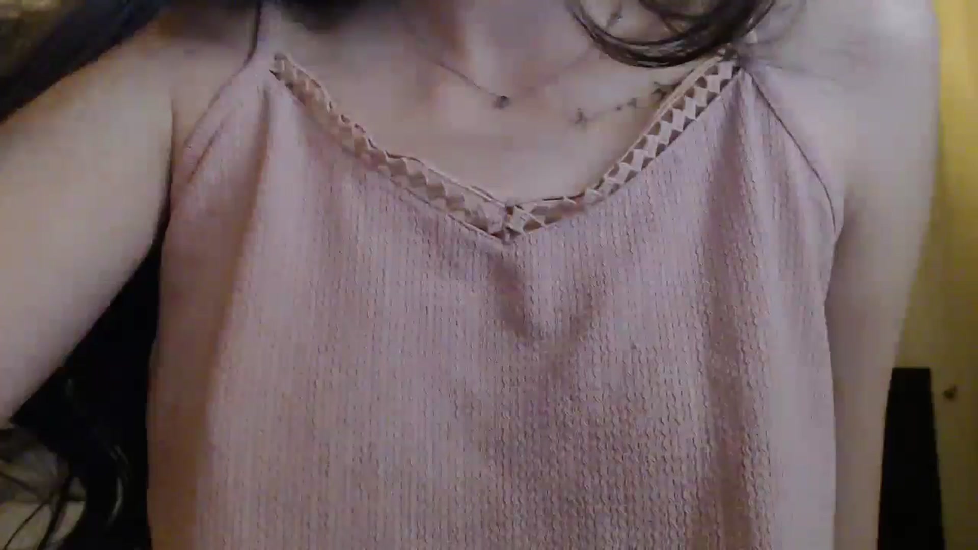 Gallery image thumbnail from ElsieF_'s myfreecams stream on, 03/16/2025, 15:26 image 14 of 20