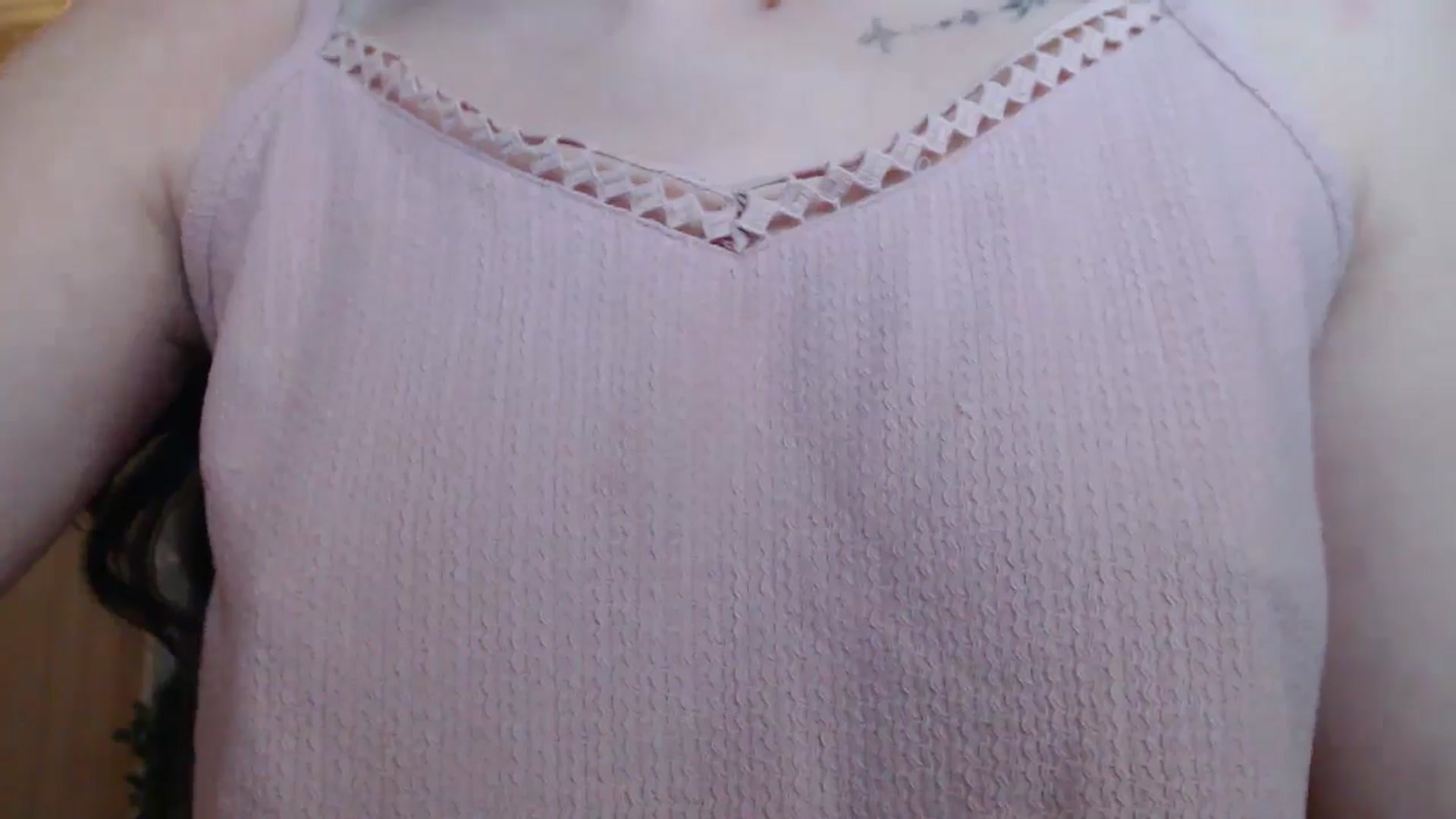 Gallery image thumbnail from ElsieF_'s myfreecams stream on, 03/16/2025, 15:26 image 11 of 20