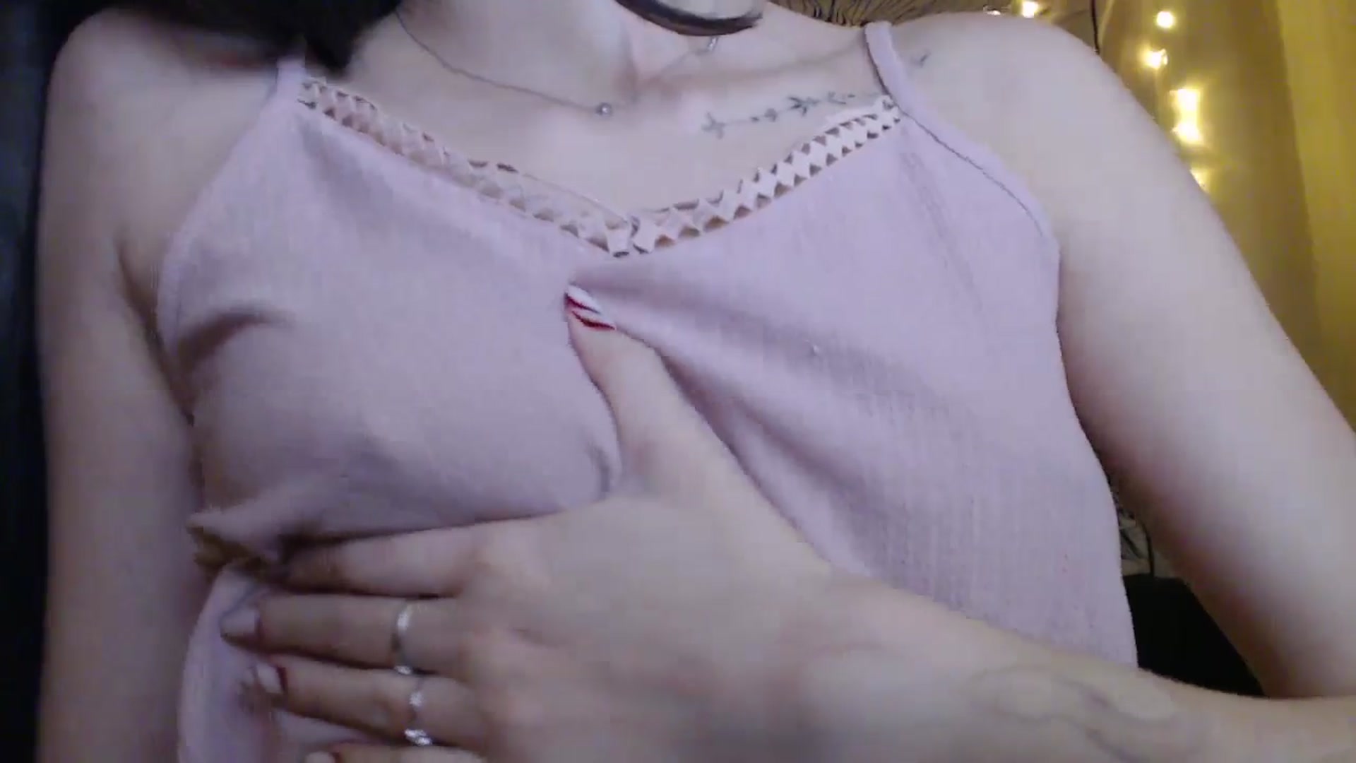 Gallery image thumbnail from ElsieF_'s myfreecams stream on, 03/16/2025, 15:49 image 7 of 20