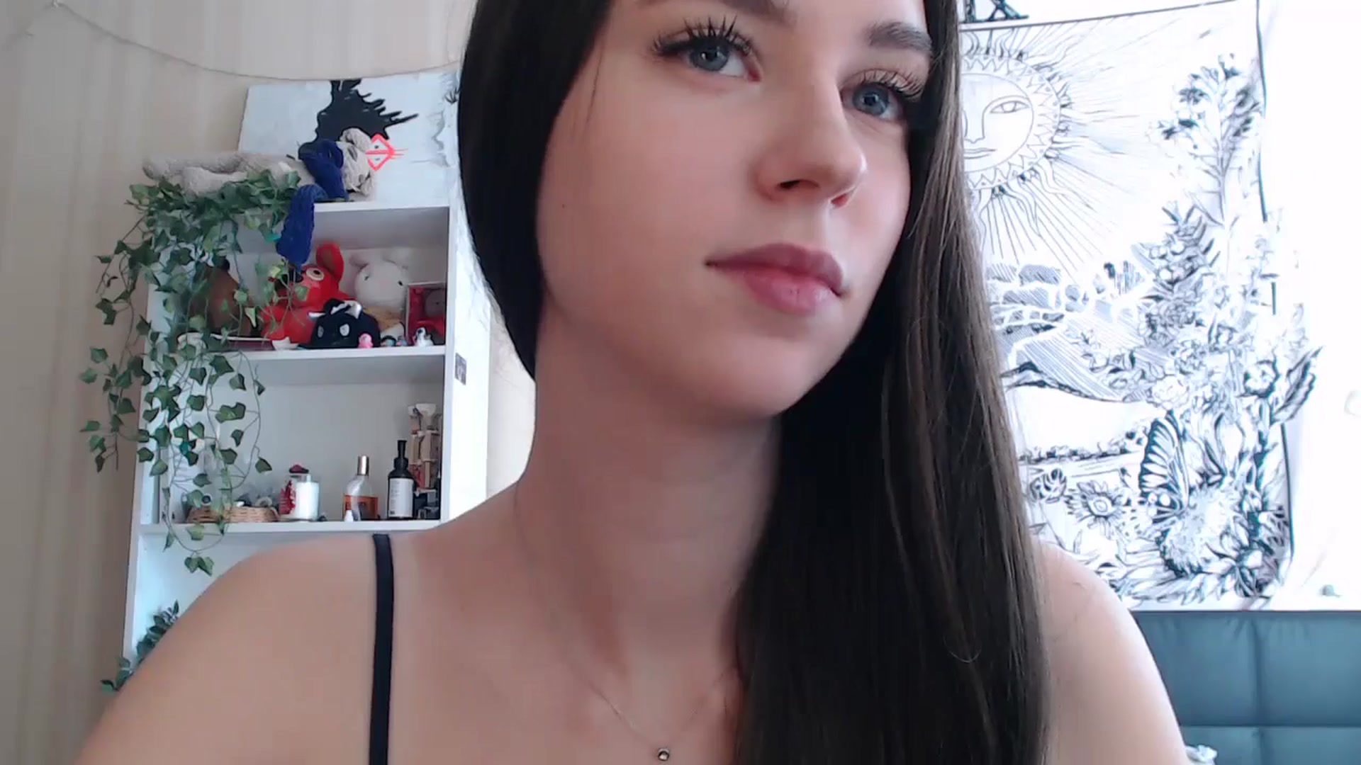 Gallery image thumbnail from ElsieF_'s myfreecams stream on, 03/19/2025, 08:18 image 9 of 20