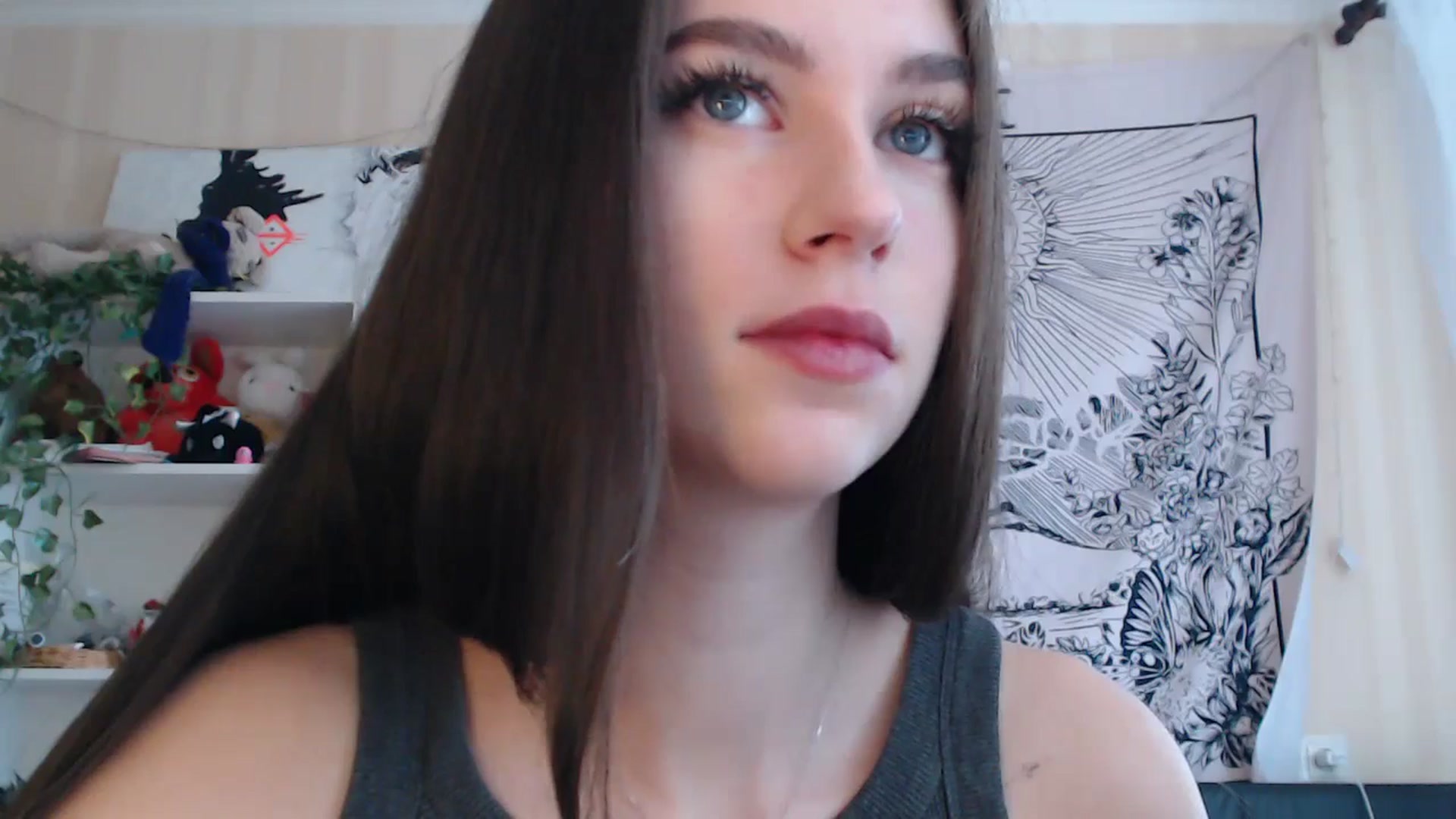 Gallery image thumbnail from ElsieF_'s myfreecams stream on, 03/20/2025, 06:00 image 16 of 20