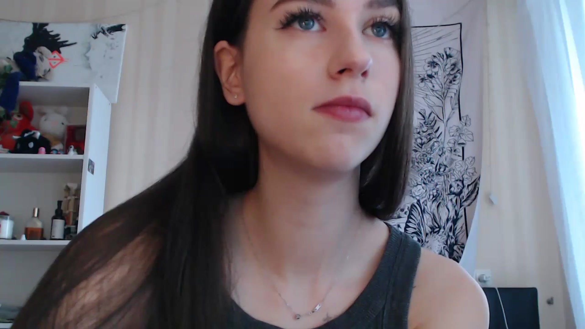 Gallery image thumbnail from ElsieF_'s myfreecams stream on, 03/20/2025, 06:00 image 12 of 20