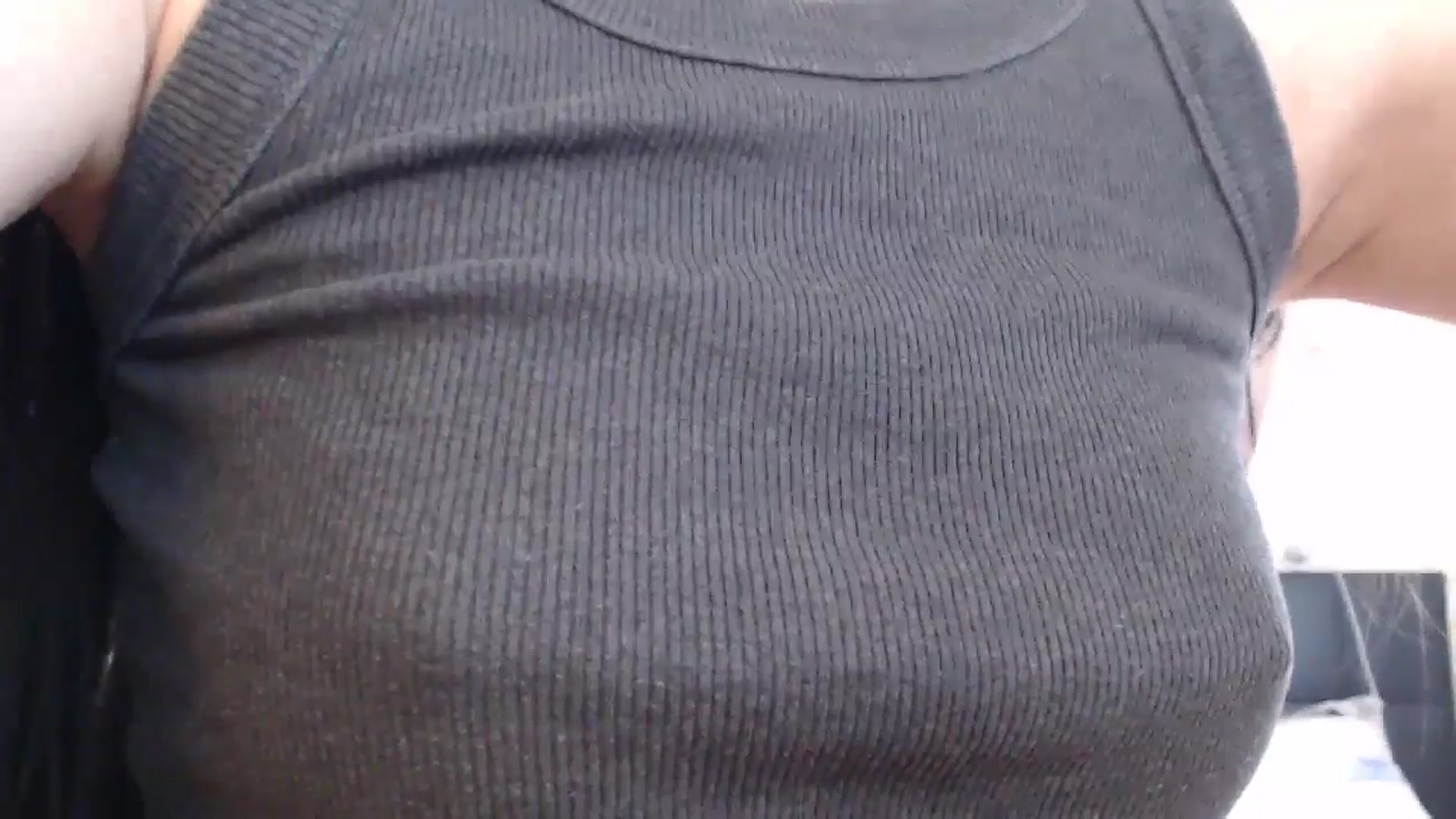 Gallery image thumbnail from ElsieF_'s myfreecams stream on, 03/20/2025, 06:26 image 4 of 20