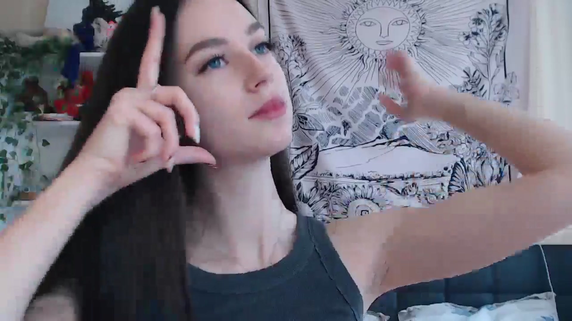 Gallery image thumbnail from ElsieF_'s myfreecams stream on, 03/20/2025, 06:26 image 9 of 20