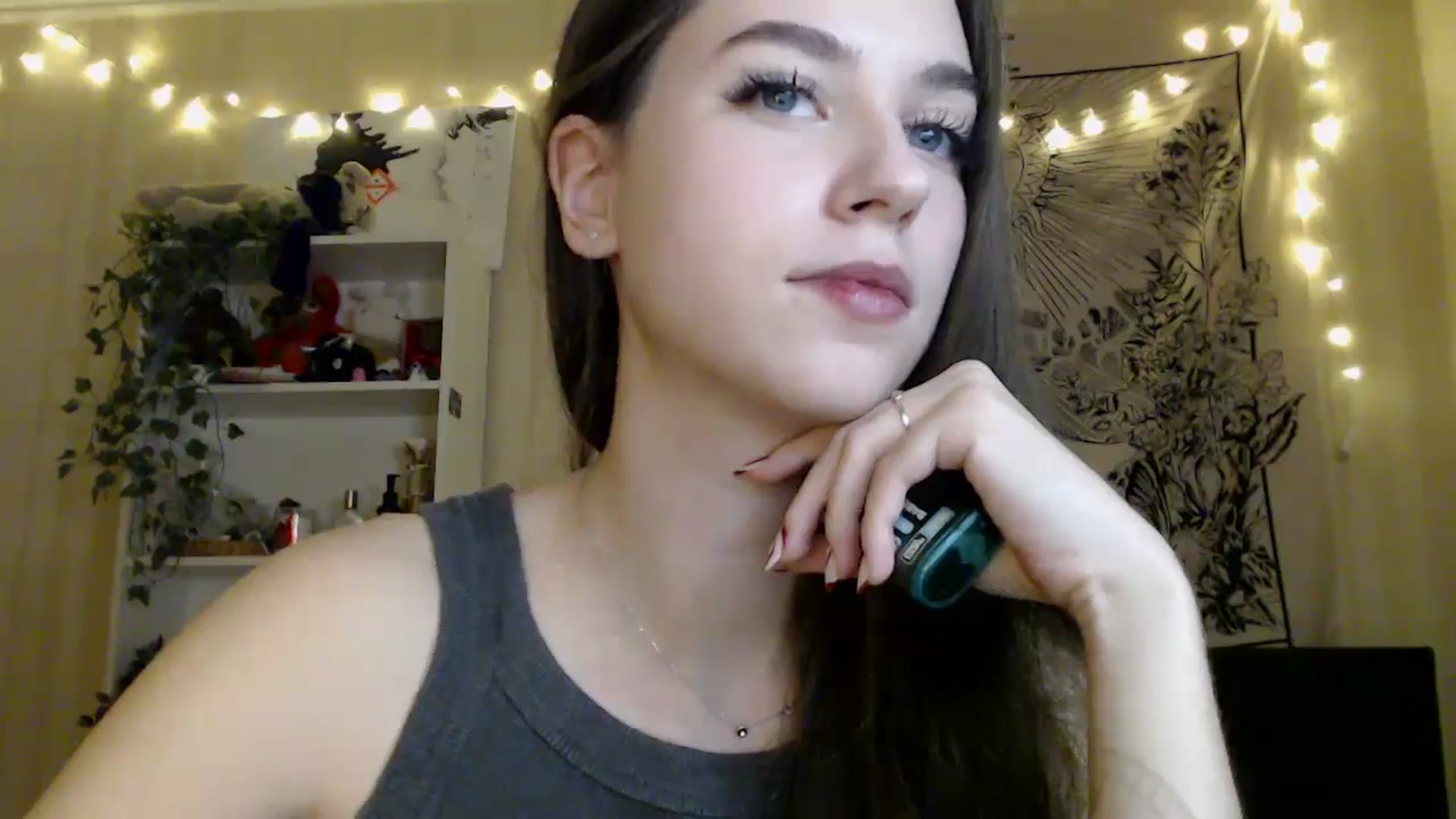 Gallery image thumbnail from ElsieF_'s myfreecams stream on, 03/22/2025, 21:47 image 9 of 20