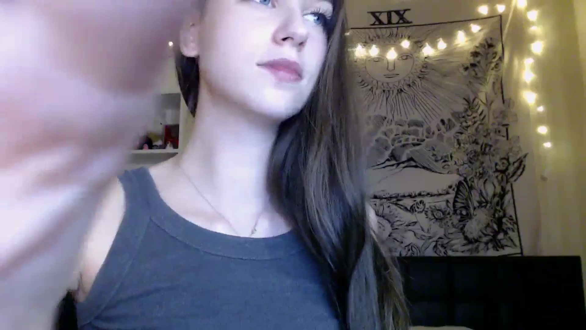 Gallery image thumbnail from ElsieF_'s myfreecams stream on, 03/22/2025, 21:47 image 3 of 20