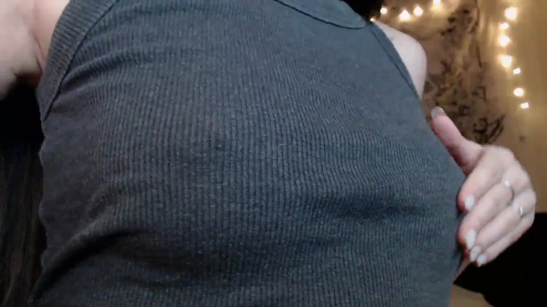 Gallery image thumbnail from ElsieF_'s myfreecams stream on, 03/22/2025, 21:47 image 20 of 20