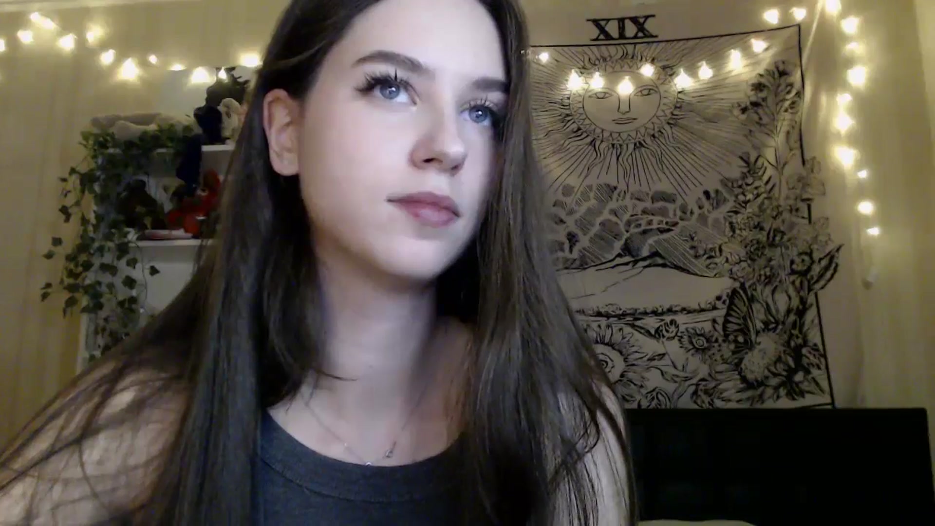Gallery image thumbnail from ElsieF_'s myfreecams stream on, 03/22/2025, 21:47 image 2 of 20