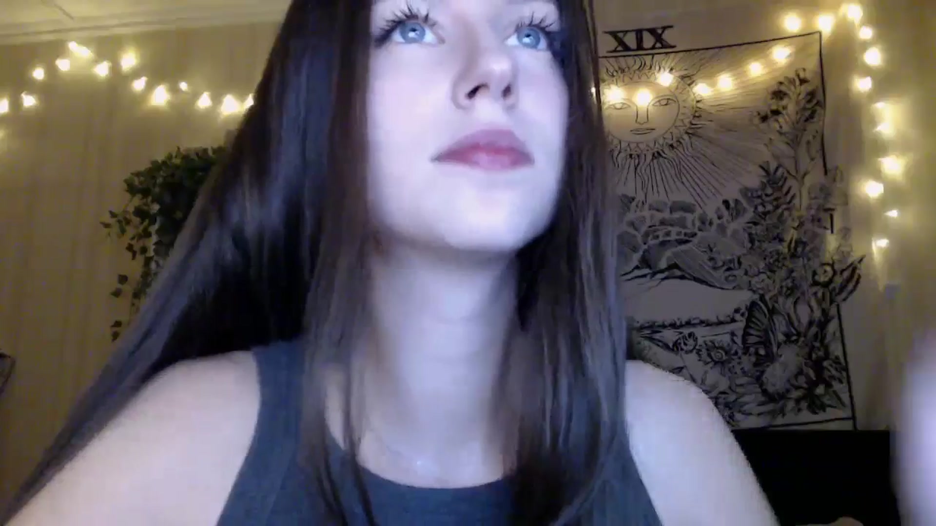 Gallery image thumbnail from ElsieF_'s myfreecams stream on, 04/05/2025, 17:35 image 19 of 20