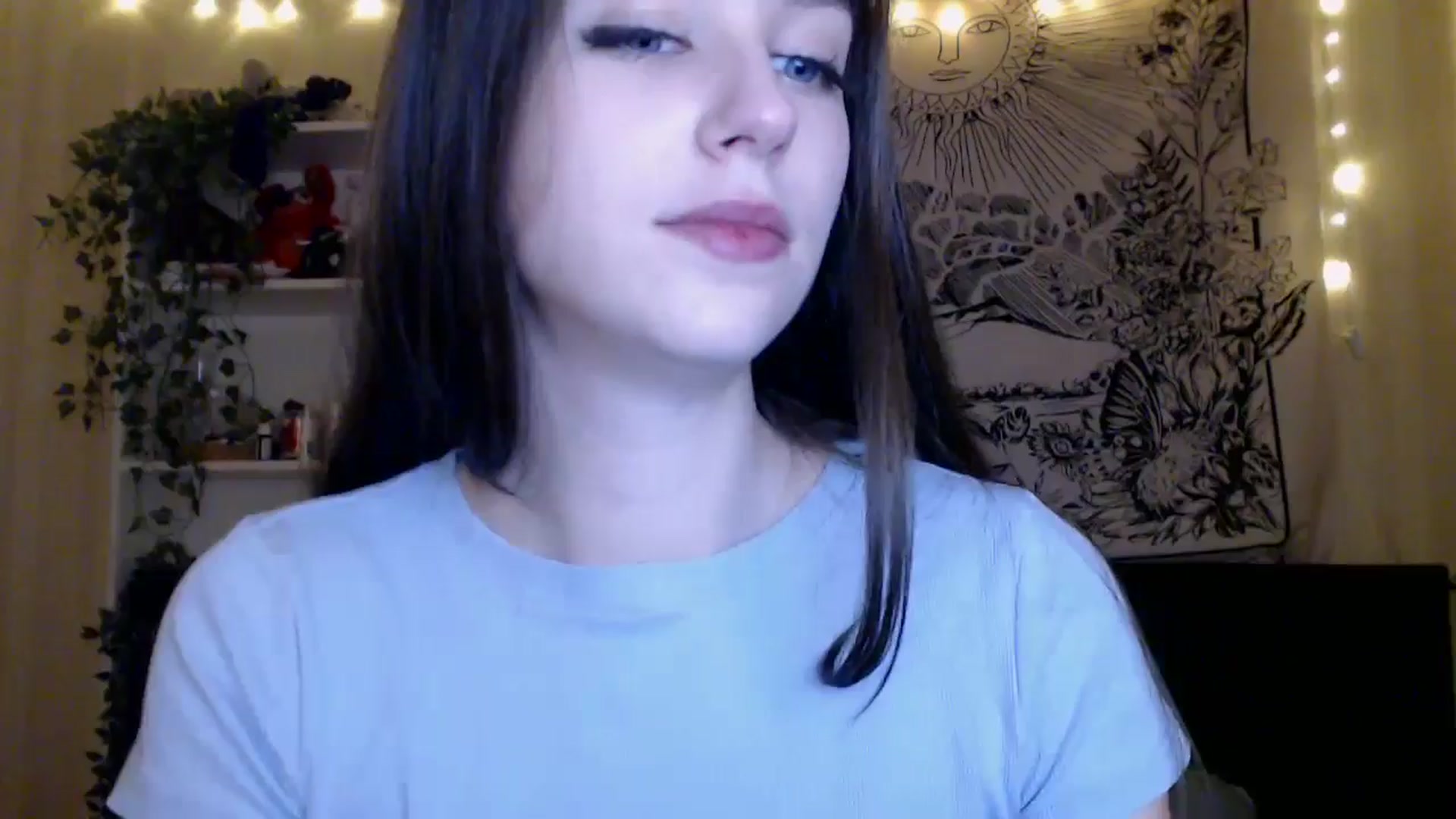 Gallery image thumbnail from ElsieF_'s myfreecams stream on, 04/11/2025, 19:44 image 1 of 20