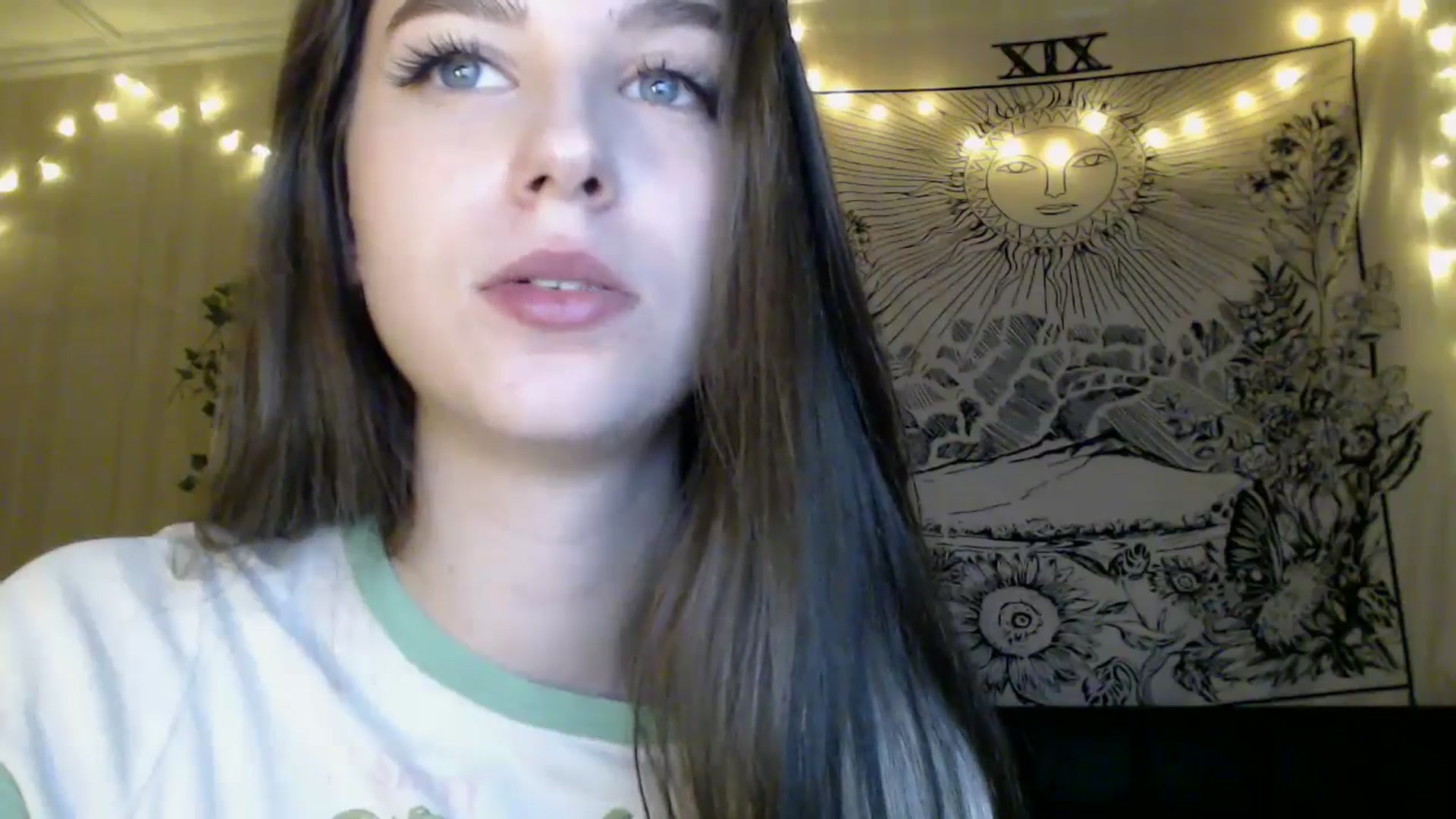 Gallery image thumbnail from ElsieF_'s myfreecams stream on, 04/12/2025, 17:00 image 12 of 20