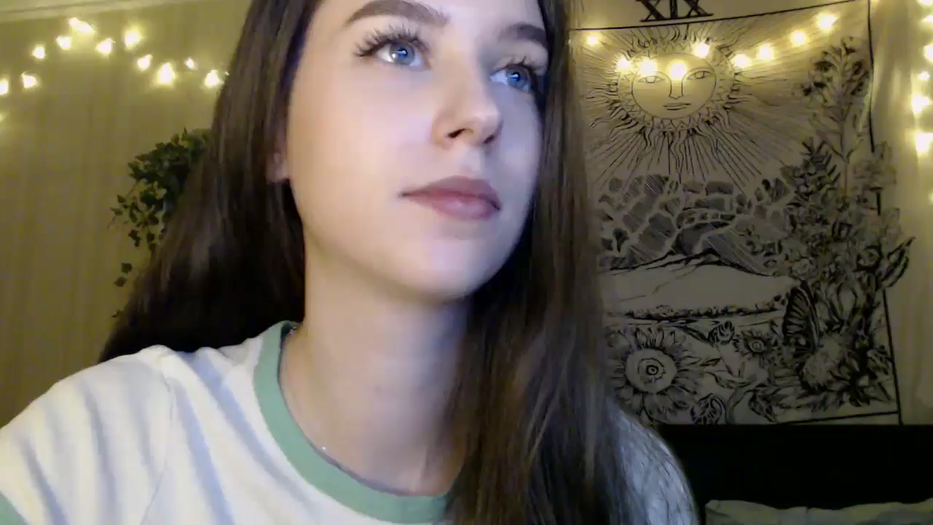Gallery image thumbnail from ElsieF_'s myfreecams stream on, 04/12/2025, 17:00 image 1 of 20