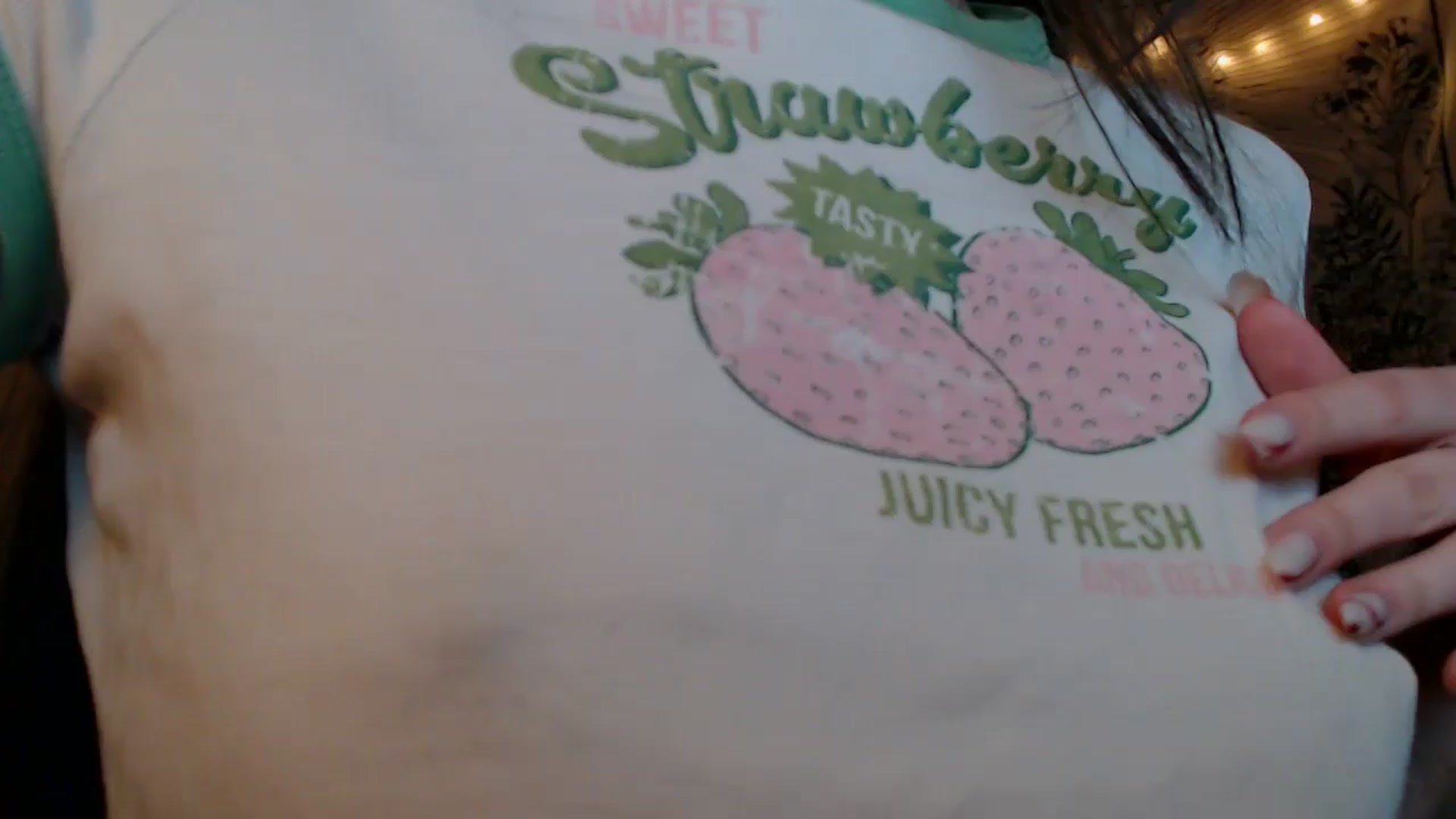 Gallery image thumbnail from ElsieF_'s myfreecams stream on, 04/12/2025, 17:00 image 4 of 20