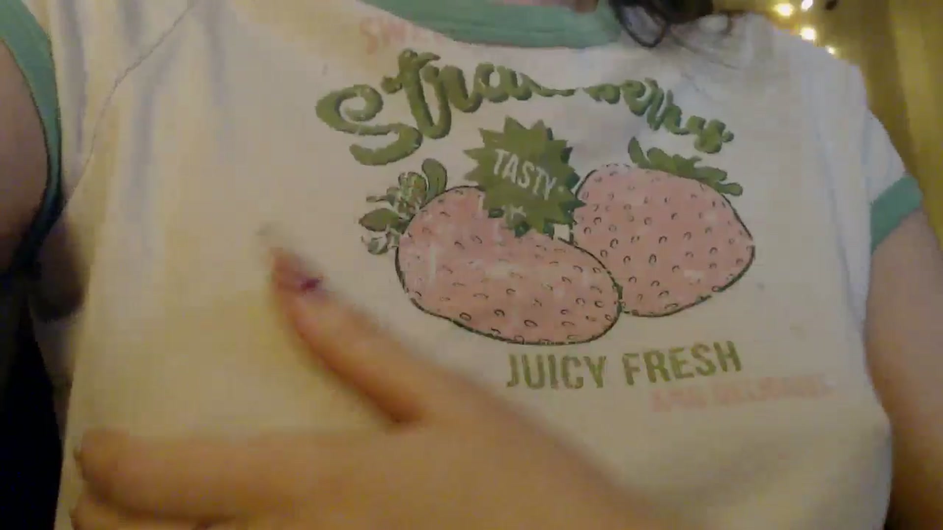 Gallery image thumbnail from ElsieF_'s myfreecams stream on, 04/12/2025, 17:35 image 12 of 20