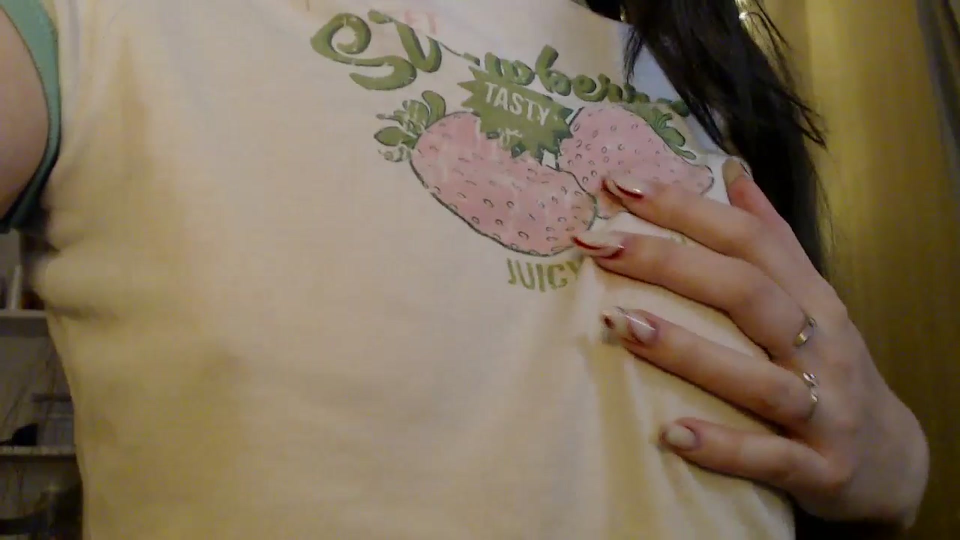 Gallery image thumbnail from ElsieF_'s myfreecams stream on, 04/12/2025, 18:49 image 2 of 20