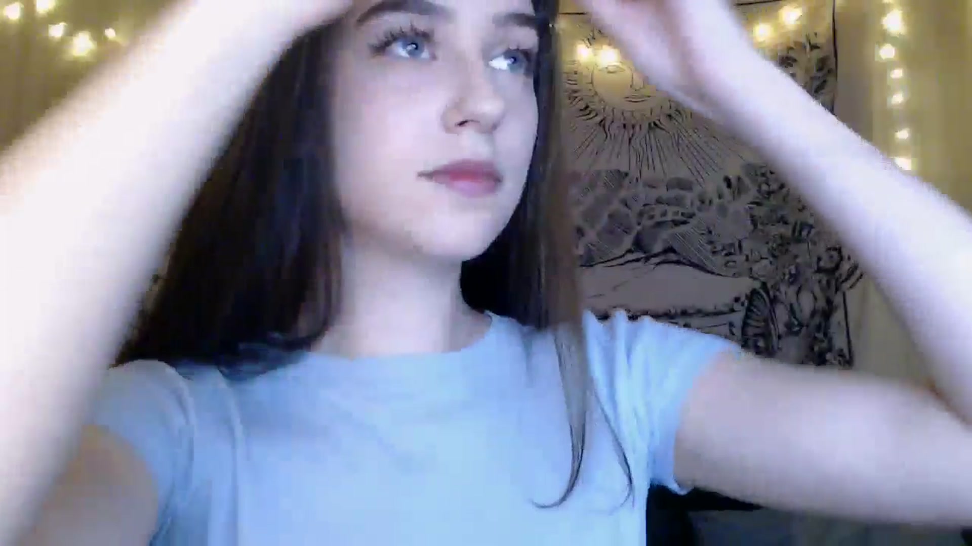Gallery image thumbnail from ElsieF_'s myfreecams stream on, 04/22/2025, 18:16 image 16 of 20