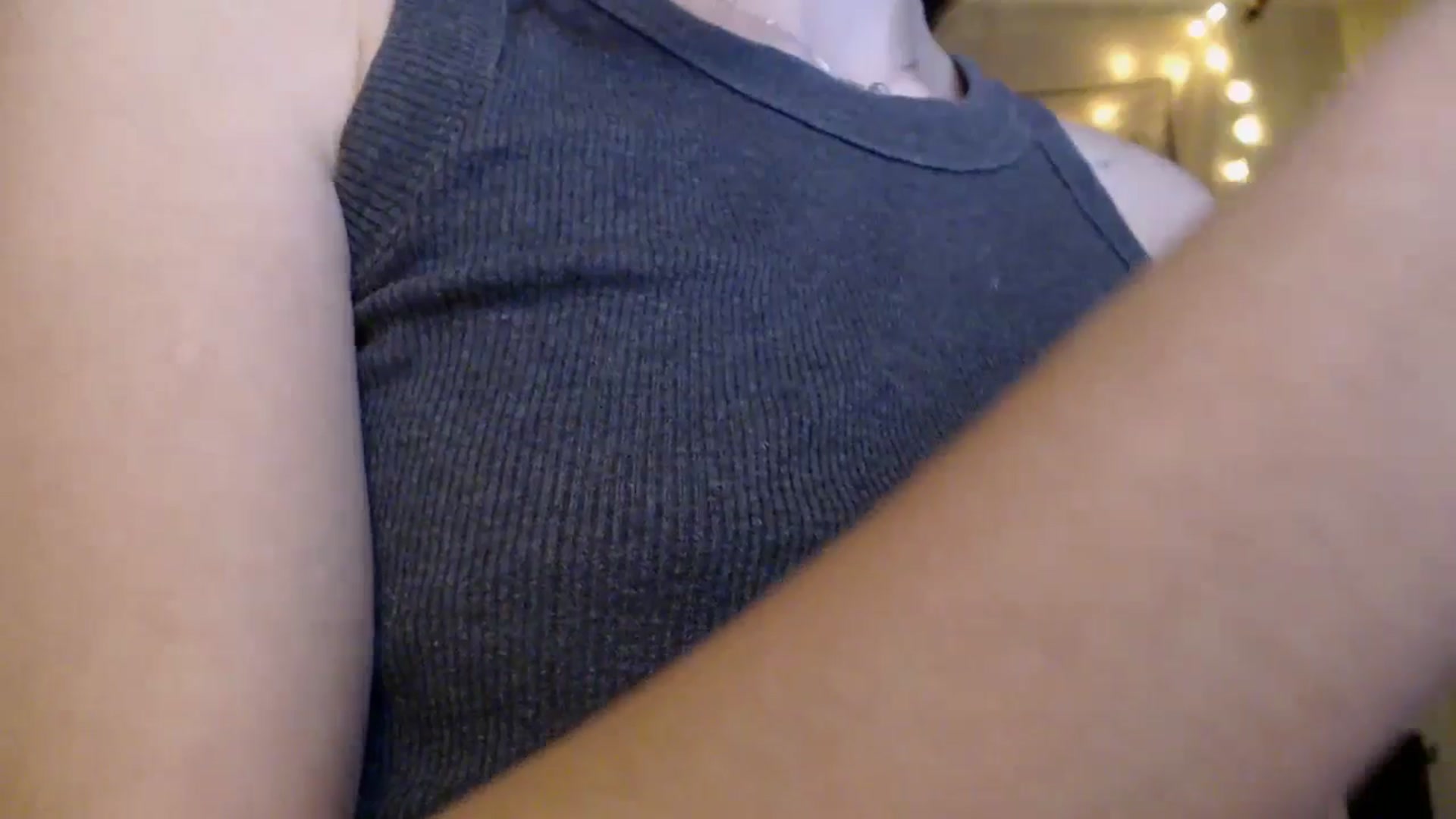 Gallery image thumbnail from ElsieF_'s myfreecams stream on, 05/02/2025, 16:26 image 13 of 20