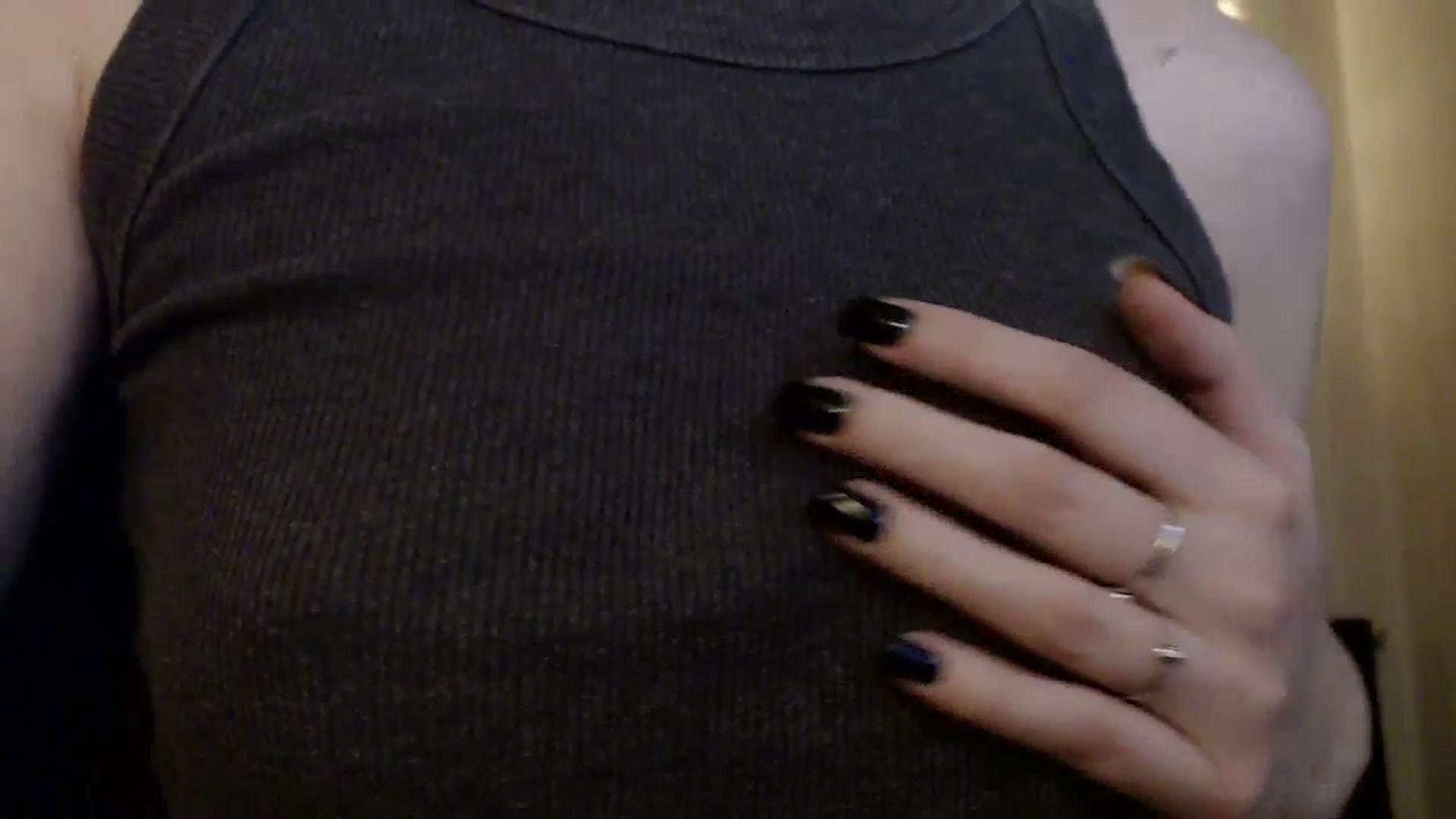 Gallery image thumbnail from ElsieF_'s myfreecams stream on, 05/02/2025, 17:53 image 8 of 20
