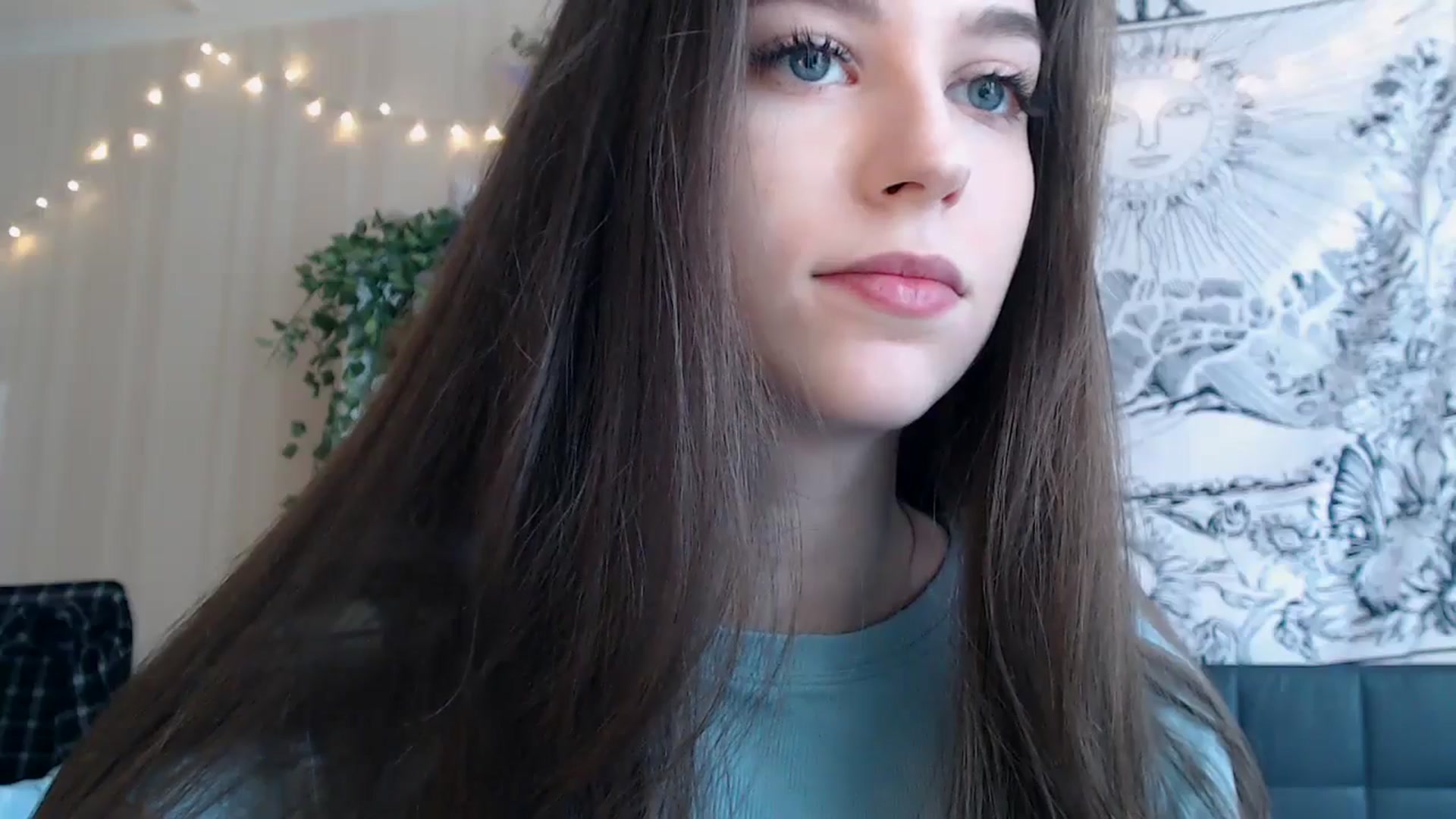 Gallery image thumbnail from ElsieF_'s myfreecams stream on, 05/03/2025, 08:34 image 20 of 20
