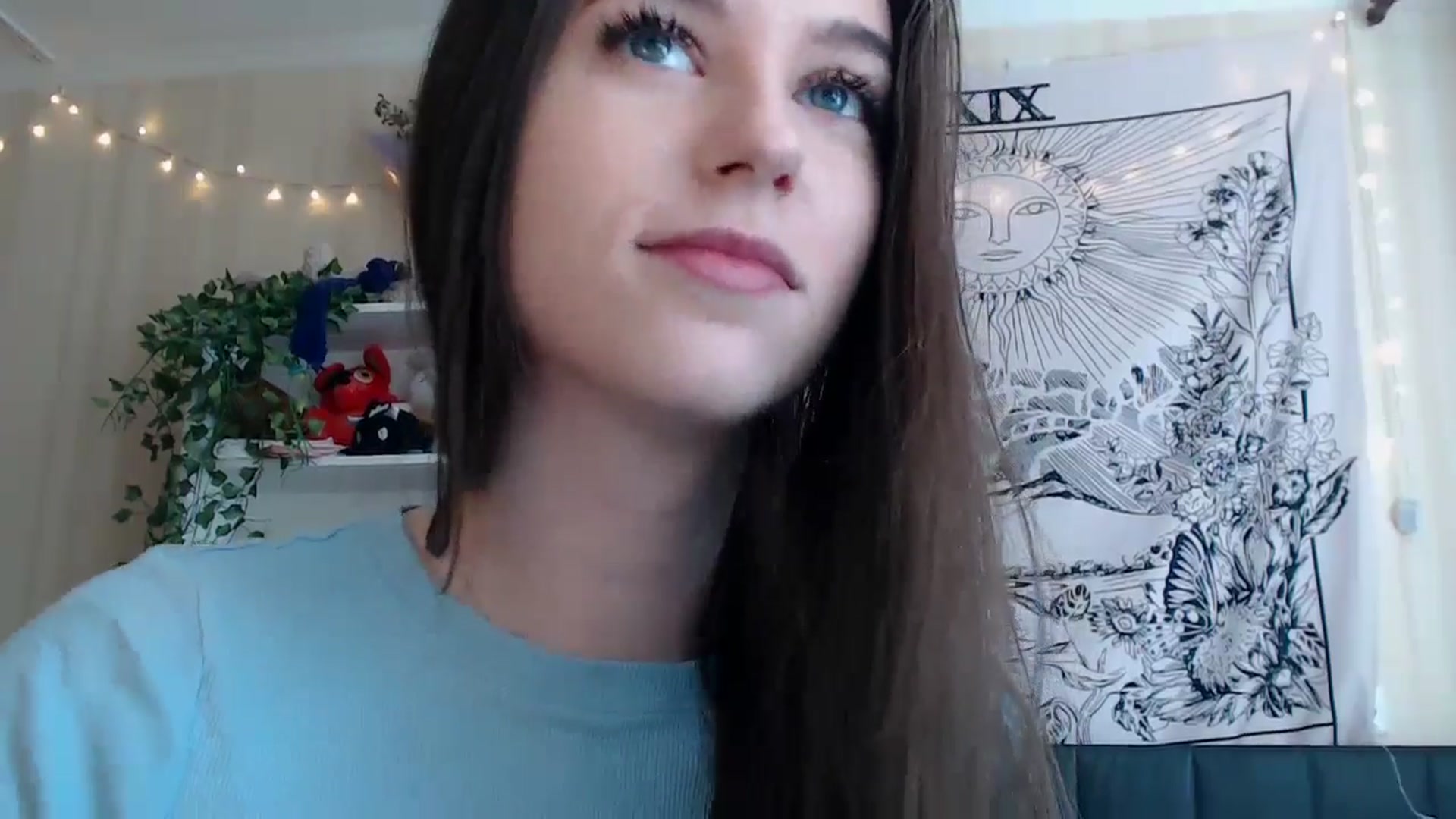 Gallery image thumbnail from ElsieF_'s myfreecams stream on, 05/03/2025, 08:34 image 5 of 20