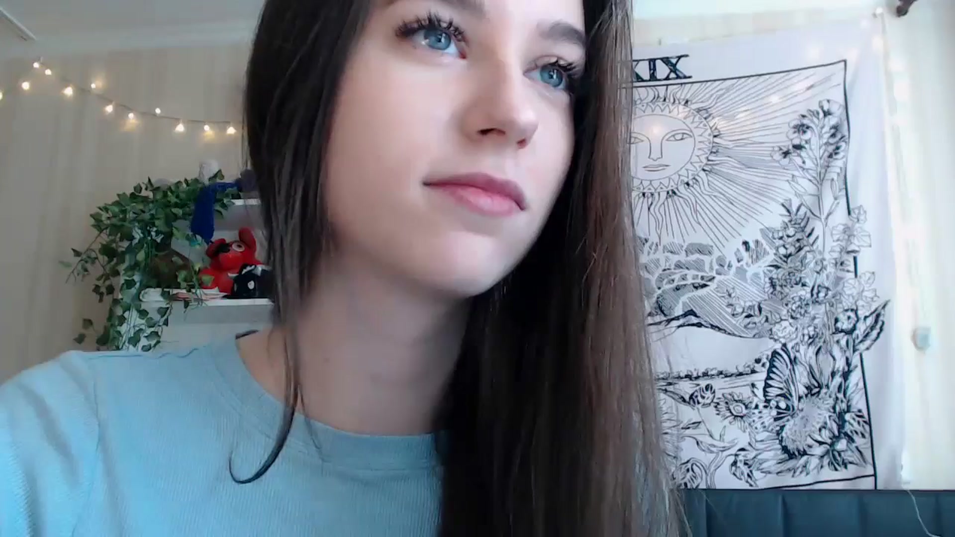Gallery image thumbnail from ElsieF_'s myfreecams stream on, 05/03/2025, 08:34 image 8 of 20