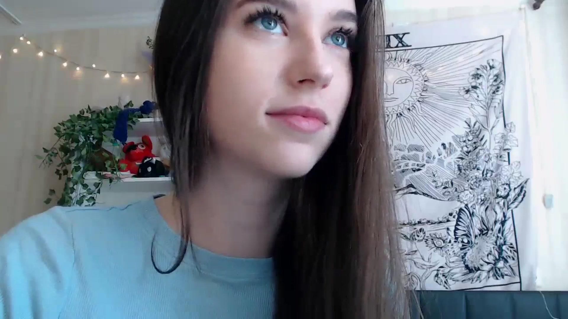 Gallery image thumbnail from ElsieF_'s myfreecams stream on, 05/03/2025, 08:34 image 7 of 20