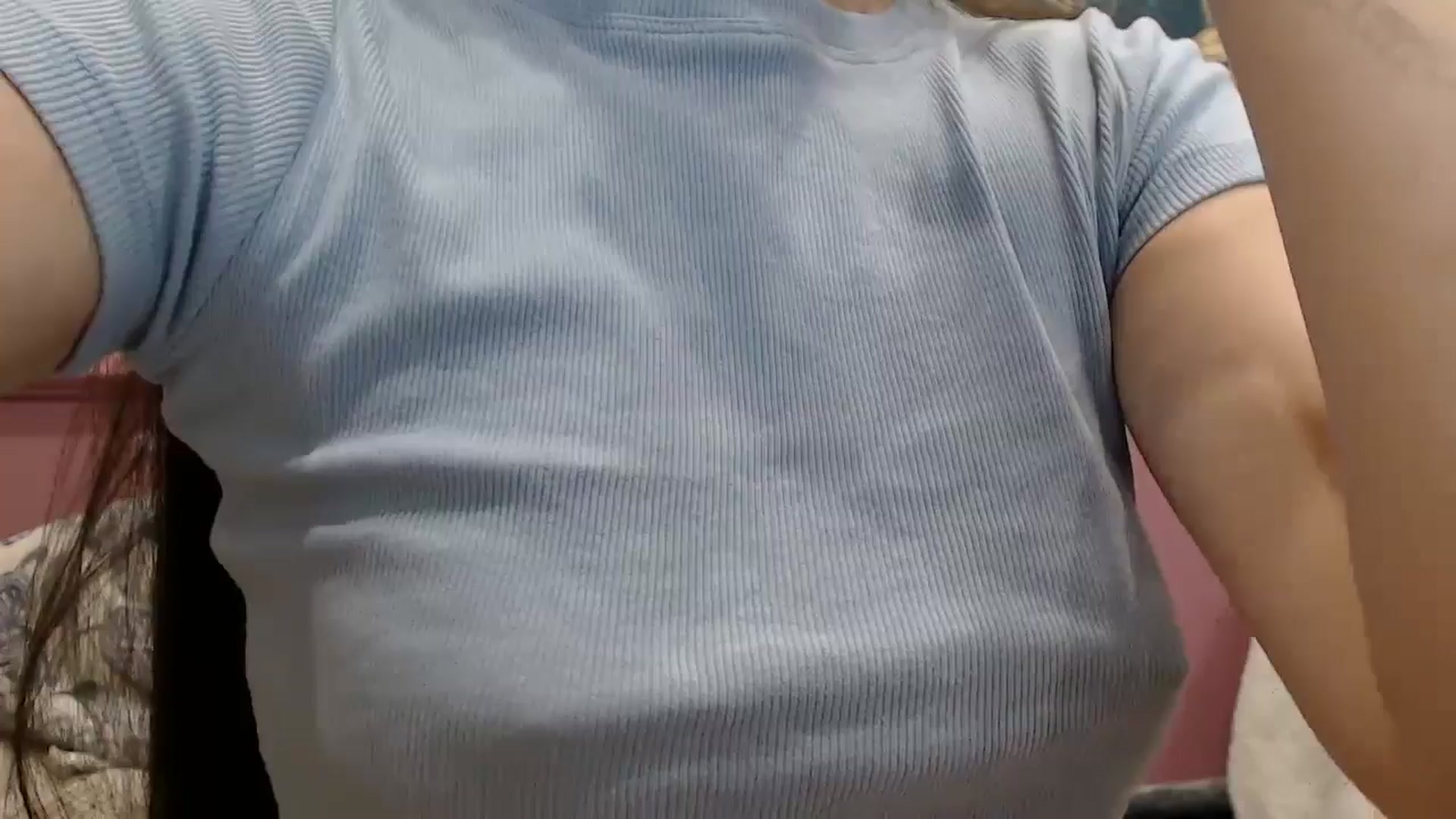 Gallery image thumbnail from ElsieF_'s myfreecams stream on, 05/16/2025, 19:33 image 18 of 20