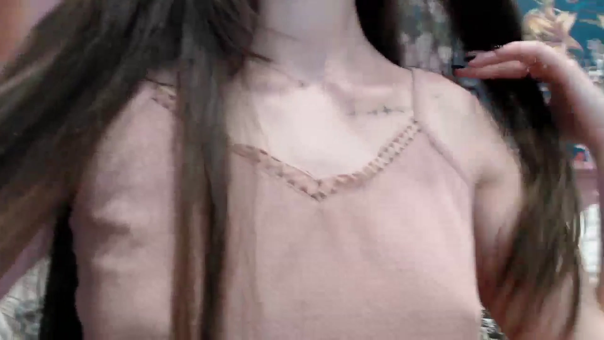 Gallery image thumbnail from ElsieF_'s myfreecams stream on, 05/19/2025, 19:10 image 7 of 20