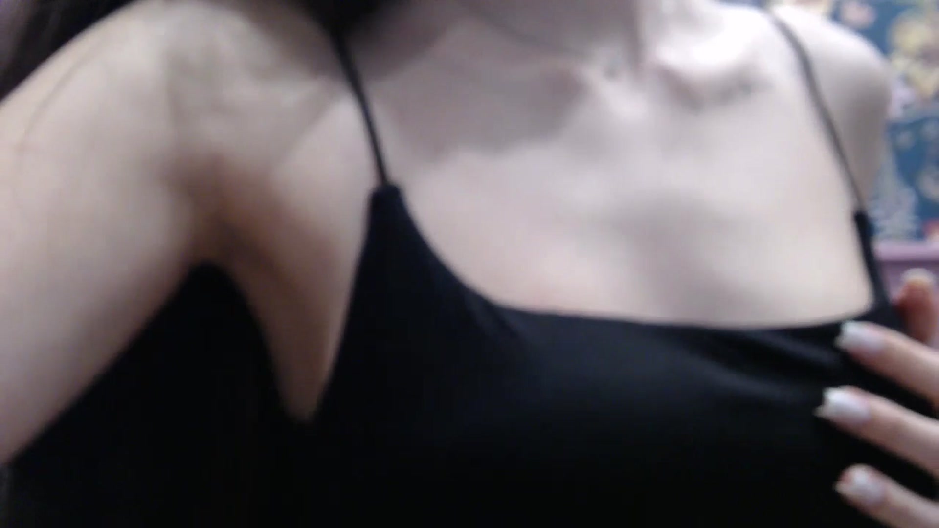 Gallery image thumbnail from ElsieF_'s myfreecams stream on, 05/29/2025, 19:48 image 6 of 20
