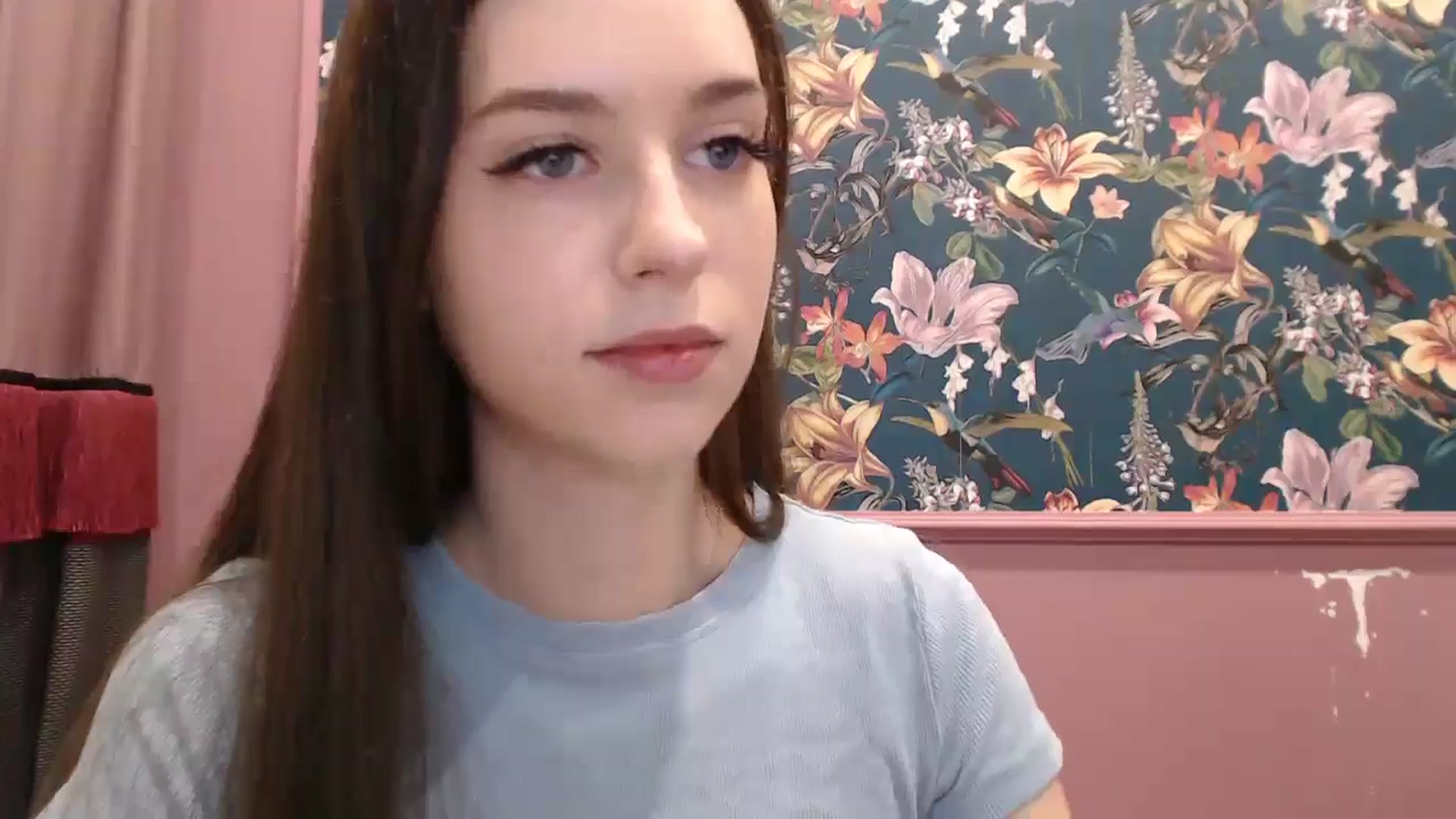 Gallery image thumbnail from ElsieF_'s myfreecams stream on, 05/30/2025, 18:36 image 12 of 20