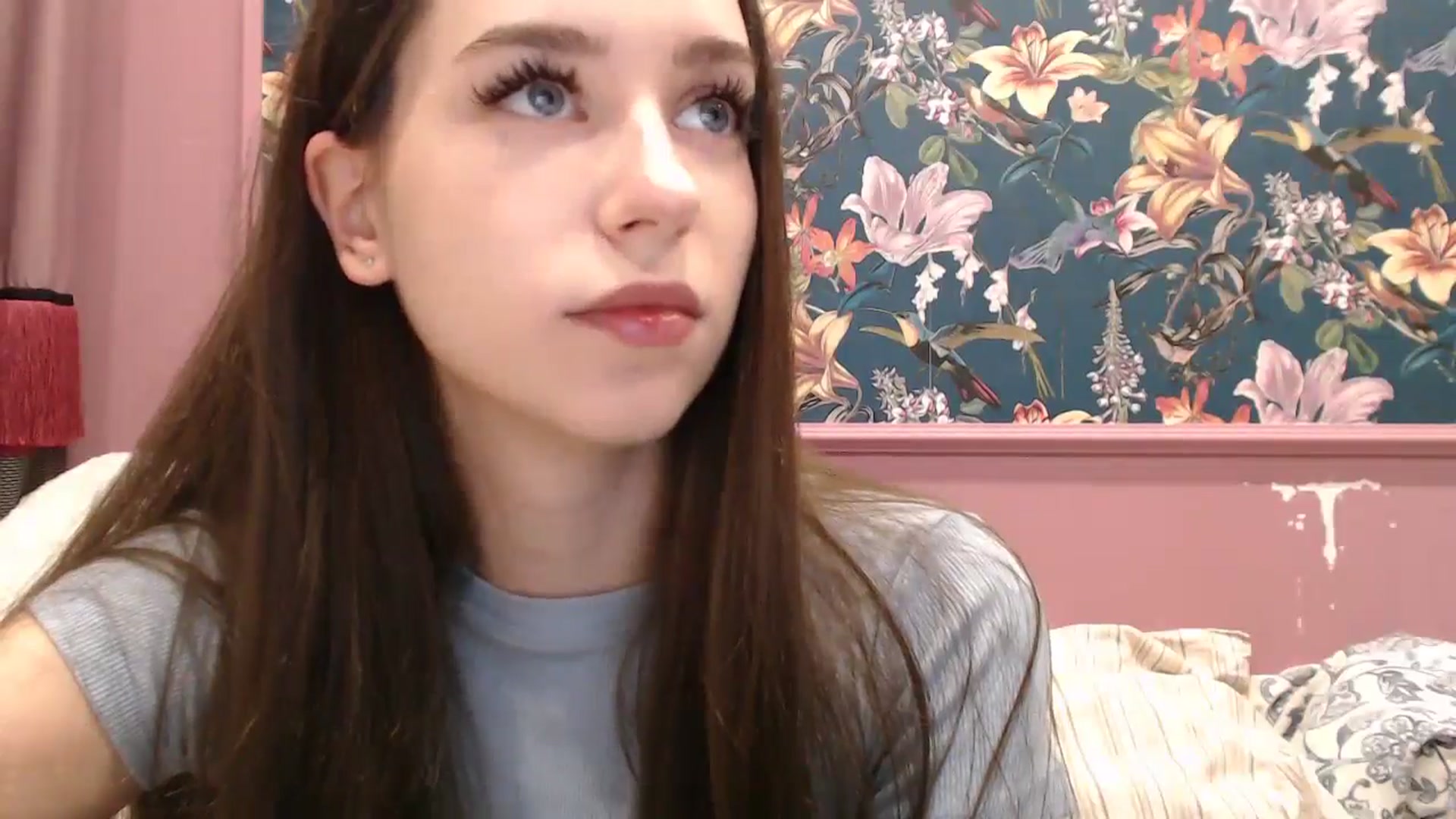 Gallery image thumbnail from ElsieF_'s myfreecams stream on, 07/01/2025, 19:23 image 7 of 20