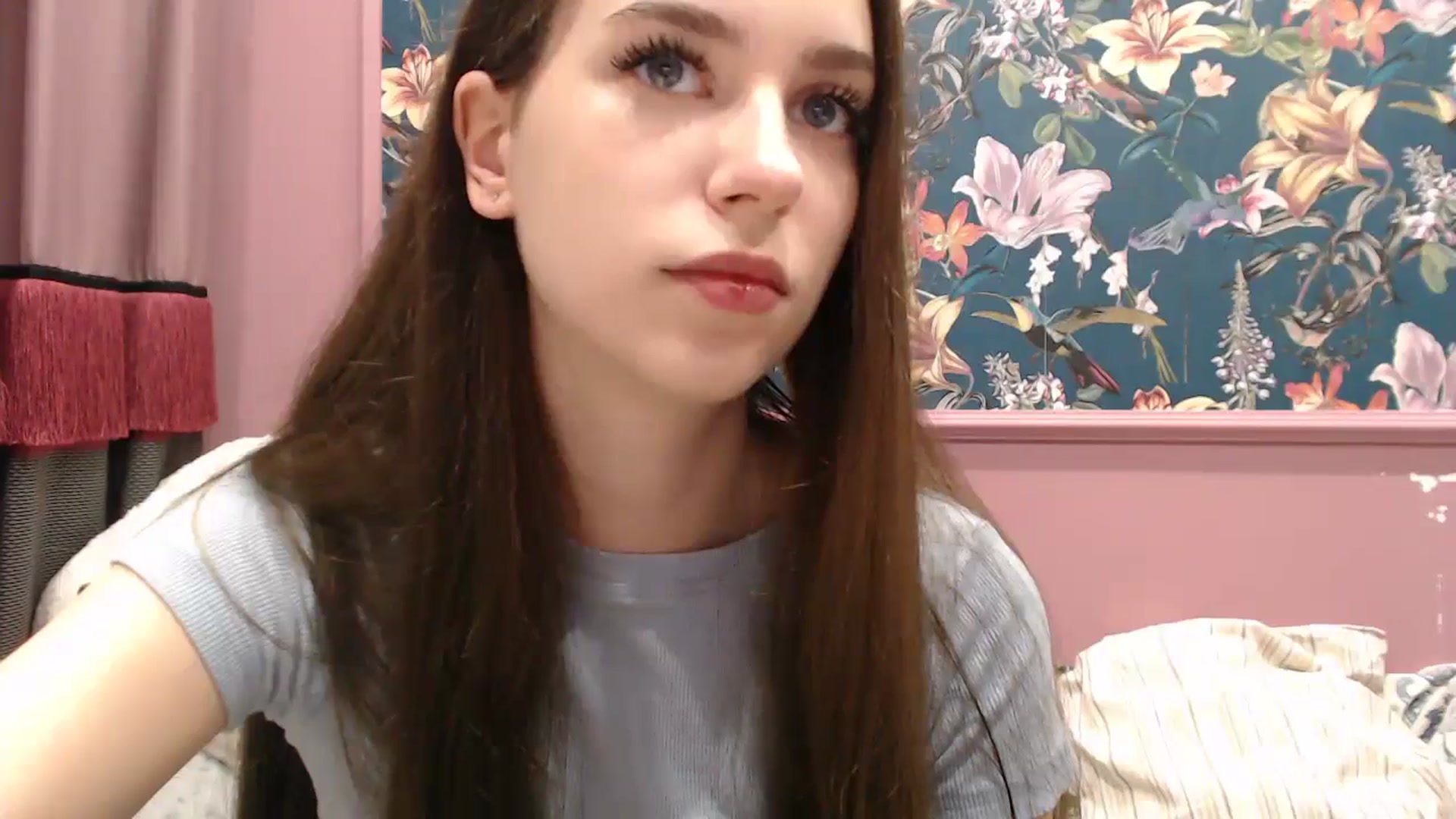 Gallery image thumbnail from ElsieF_'s myfreecams stream on, 07/01/2025, 19:23 image 13 of 20