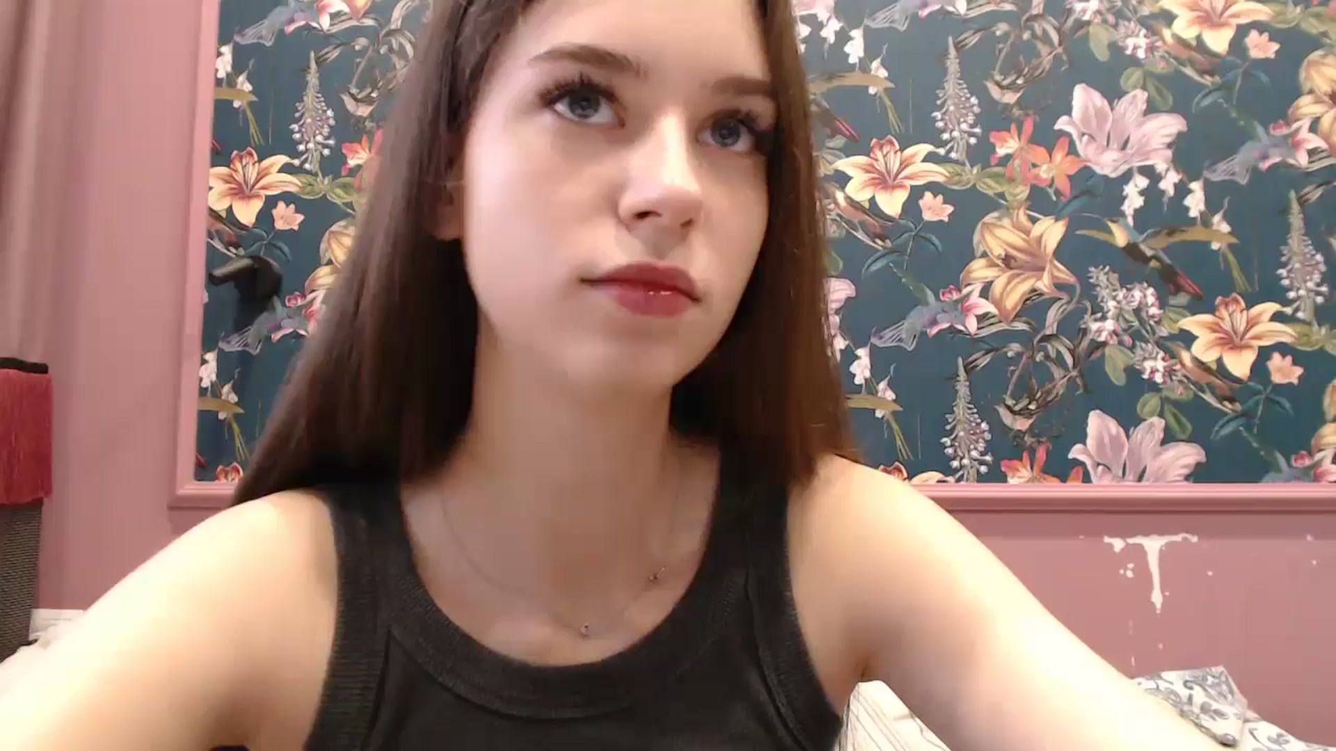 Gallery image thumbnail from ElsieF_'s myfreecams stream on, 07/07/2025, 17:25 image 1 of 20