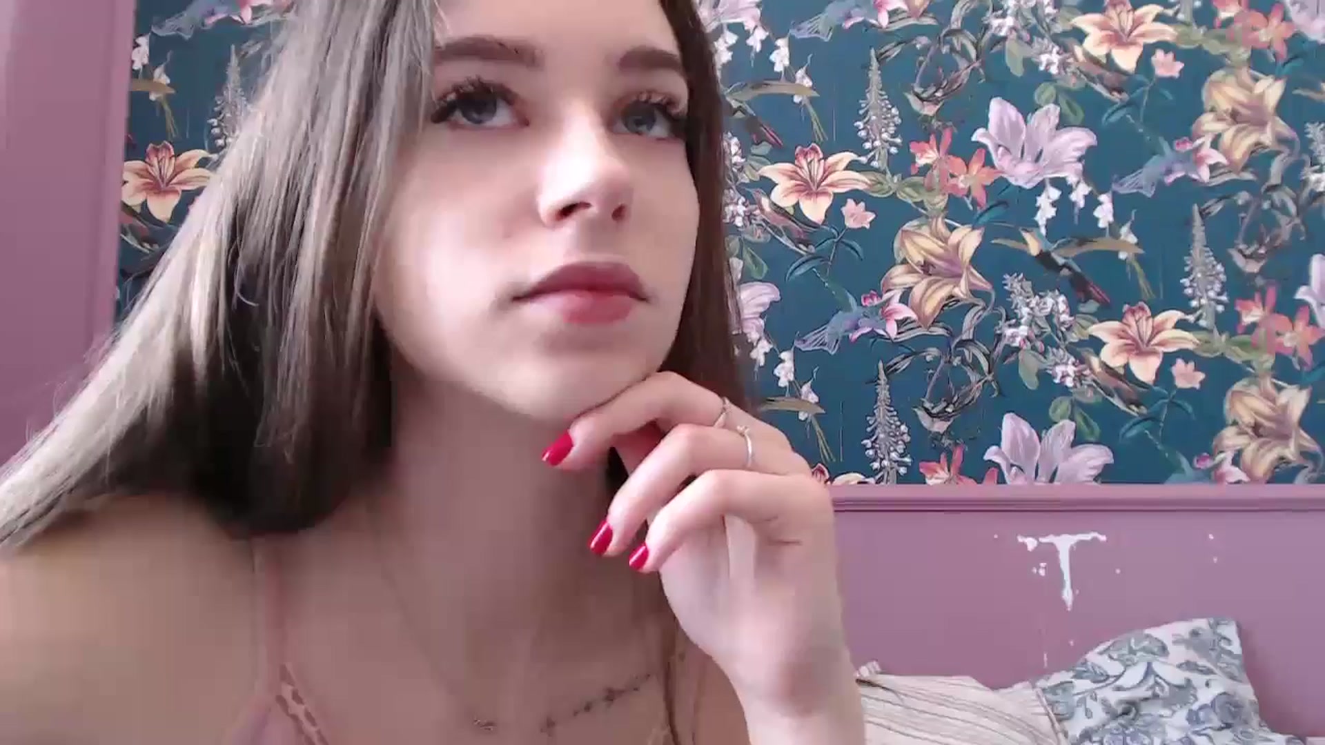 Gallery image thumbnail from ElsieF_'s myfreecams stream on, 07/13/2025, 06:36 image 20 of 20