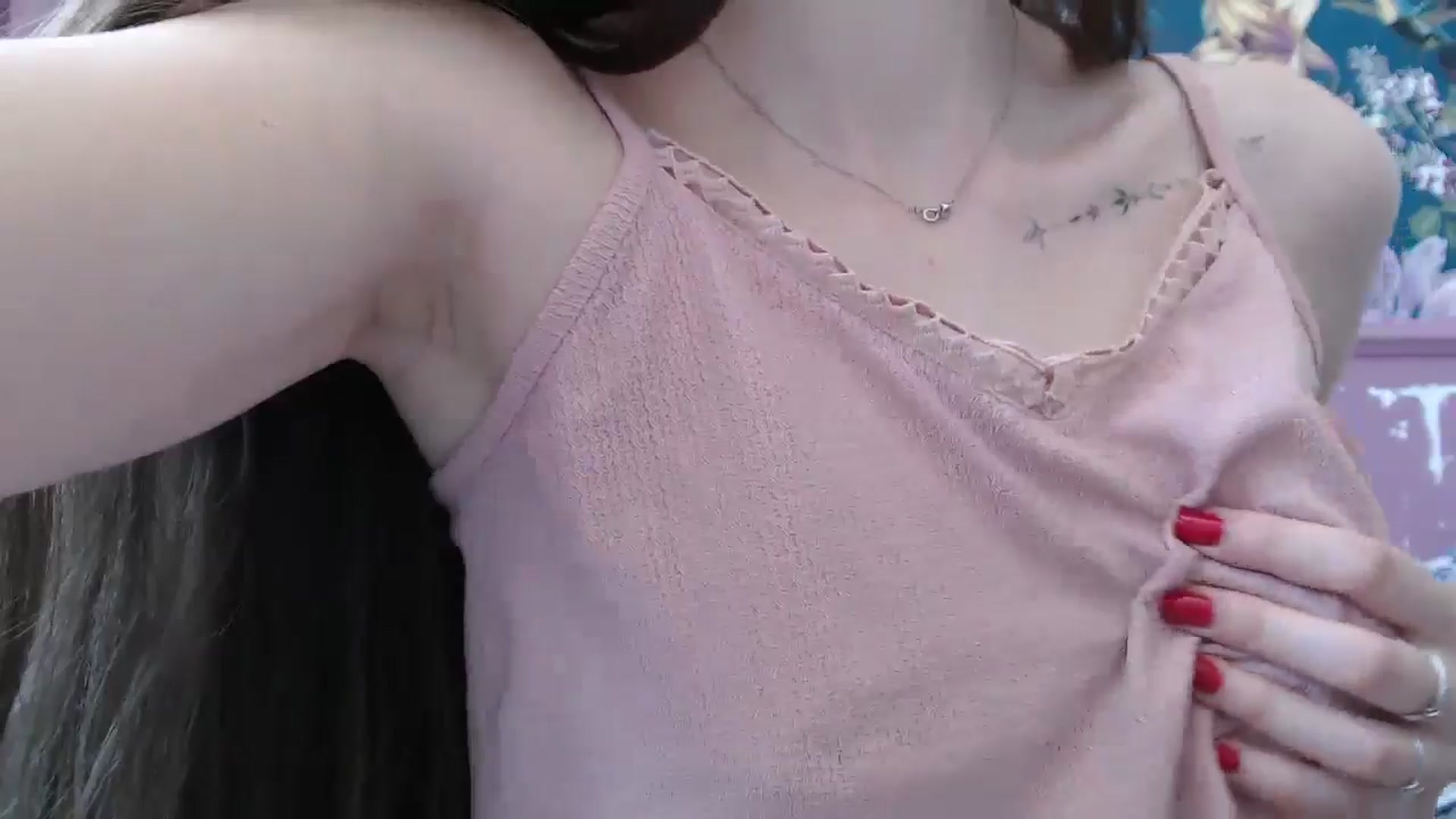 Gallery image thumbnail from ElsieF_'s myfreecams stream on, 07/13/2025, 07:39 image 12 of 20