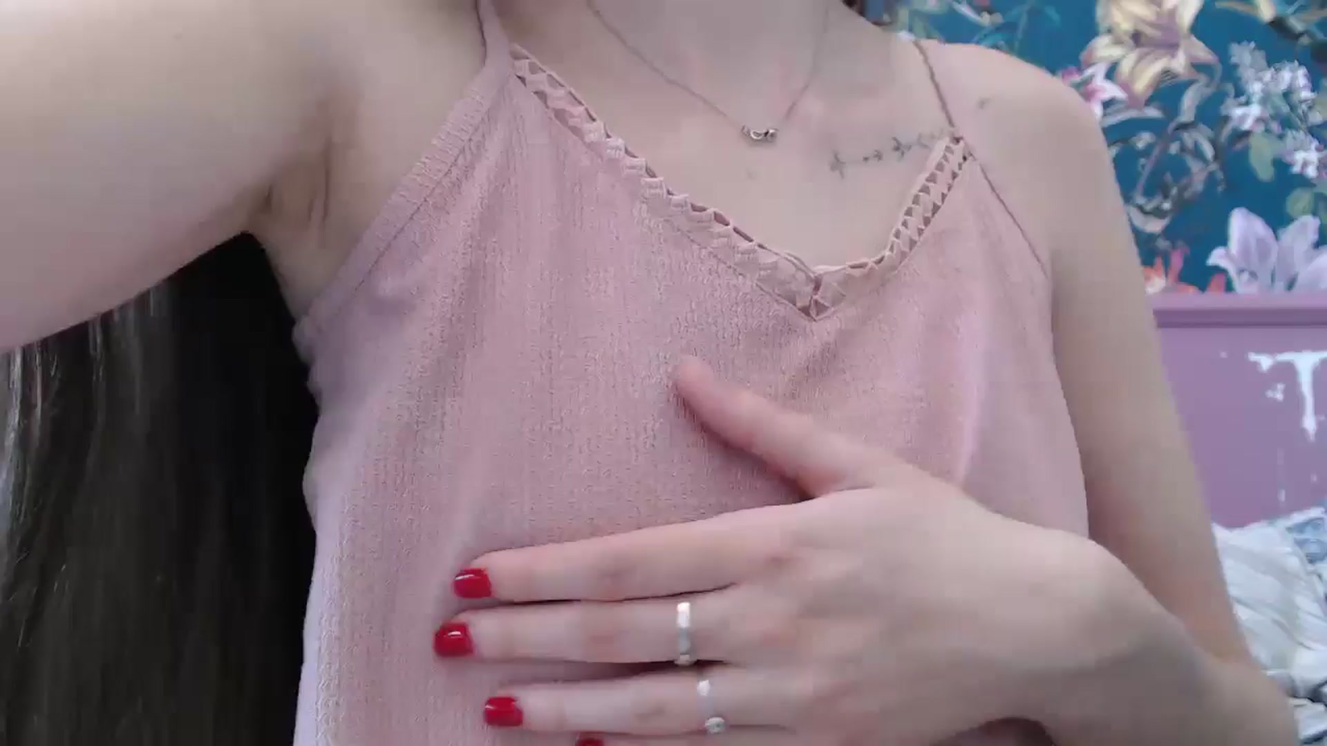 Gallery image thumbnail from ElsieF_'s myfreecams stream on, 07/13/2025, 07:39 image 9 of 20