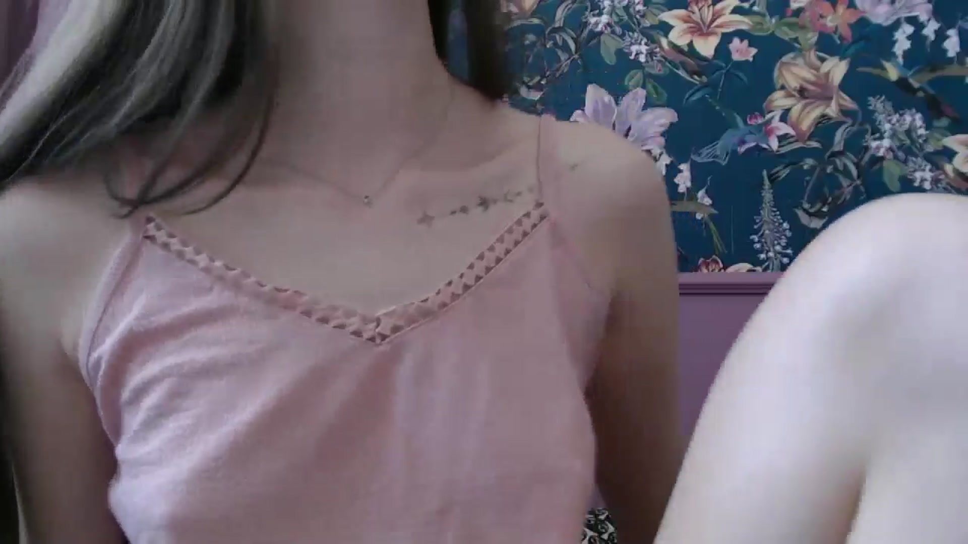 Gallery image thumbnail from ElsieF_'s myfreecams stream on, 07/29/2025, 07:02 image 13 of 20