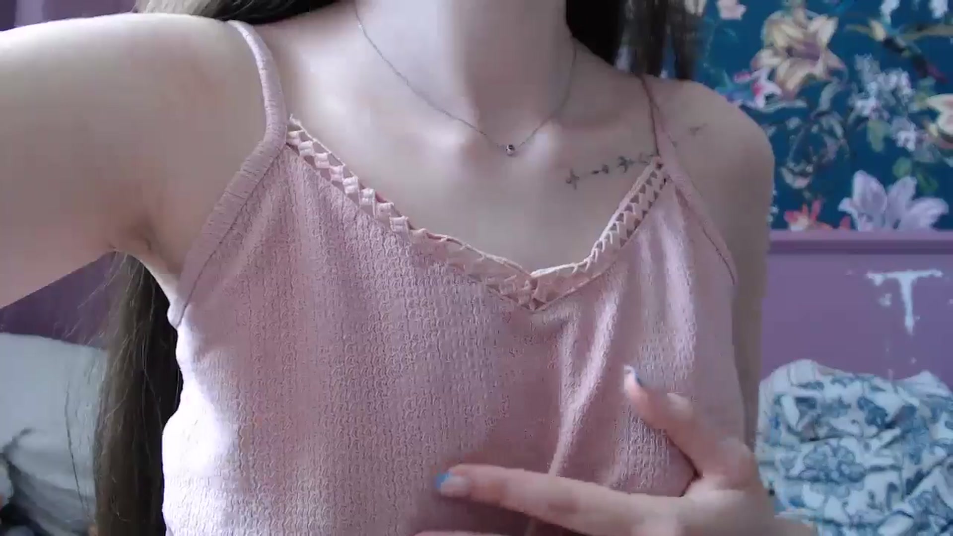 Gallery image thumbnail from ElsieF_'s myfreecams stream on, 07/29/2025, 07:02 image 20 of 20