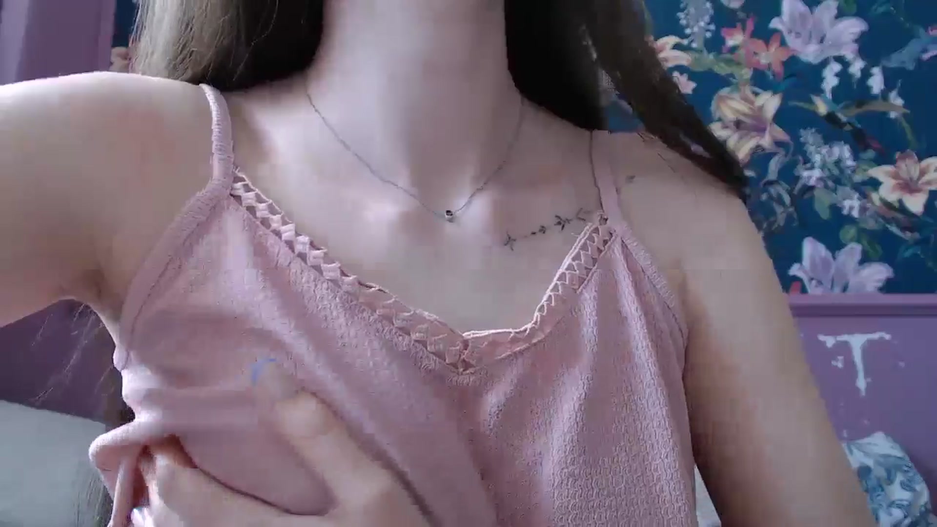 Gallery image thumbnail from ElsieF_'s myfreecams stream on, 07/29/2025, 07:02 image 19 of 20
